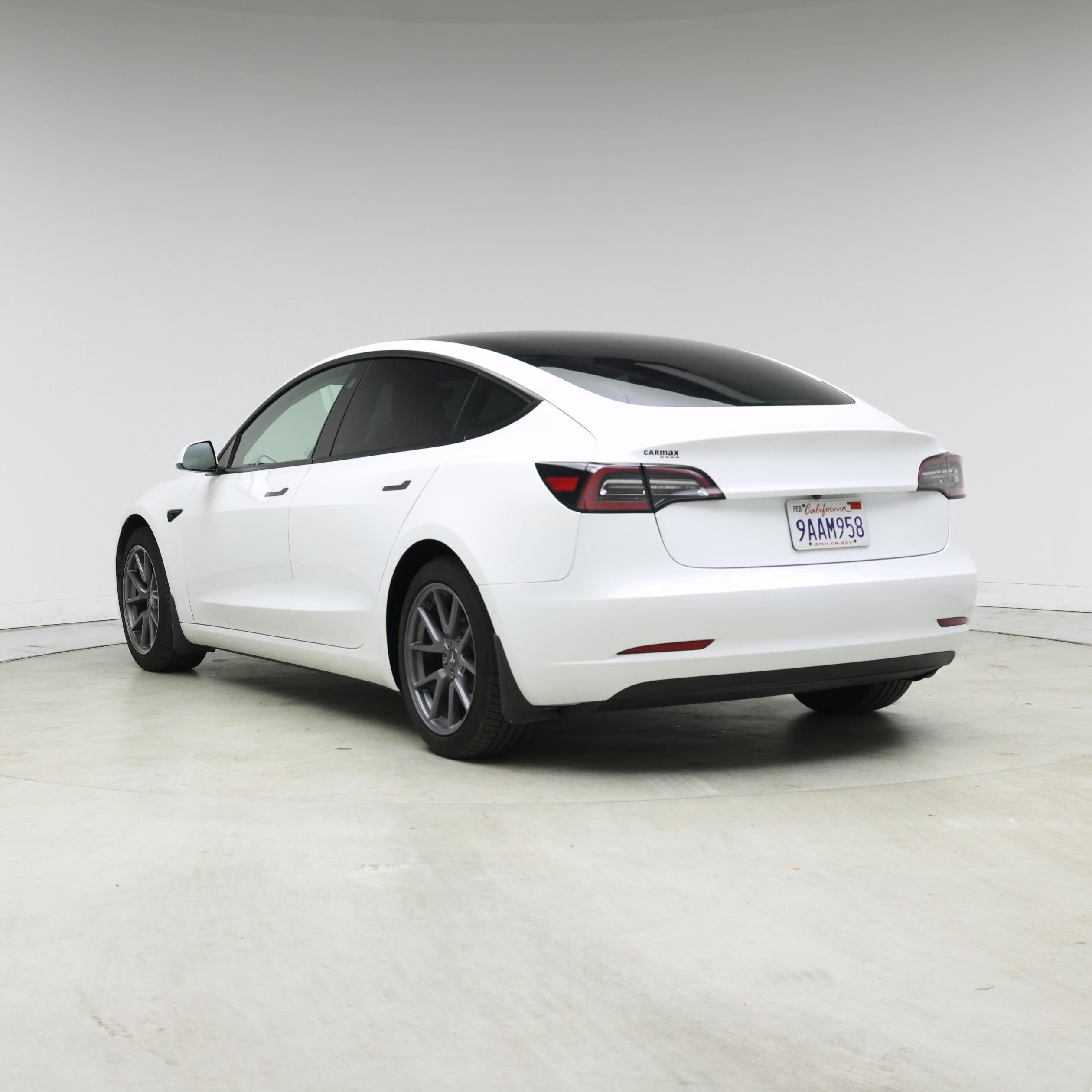 Thumbnail: 2022 Tesla Model 3 - 2