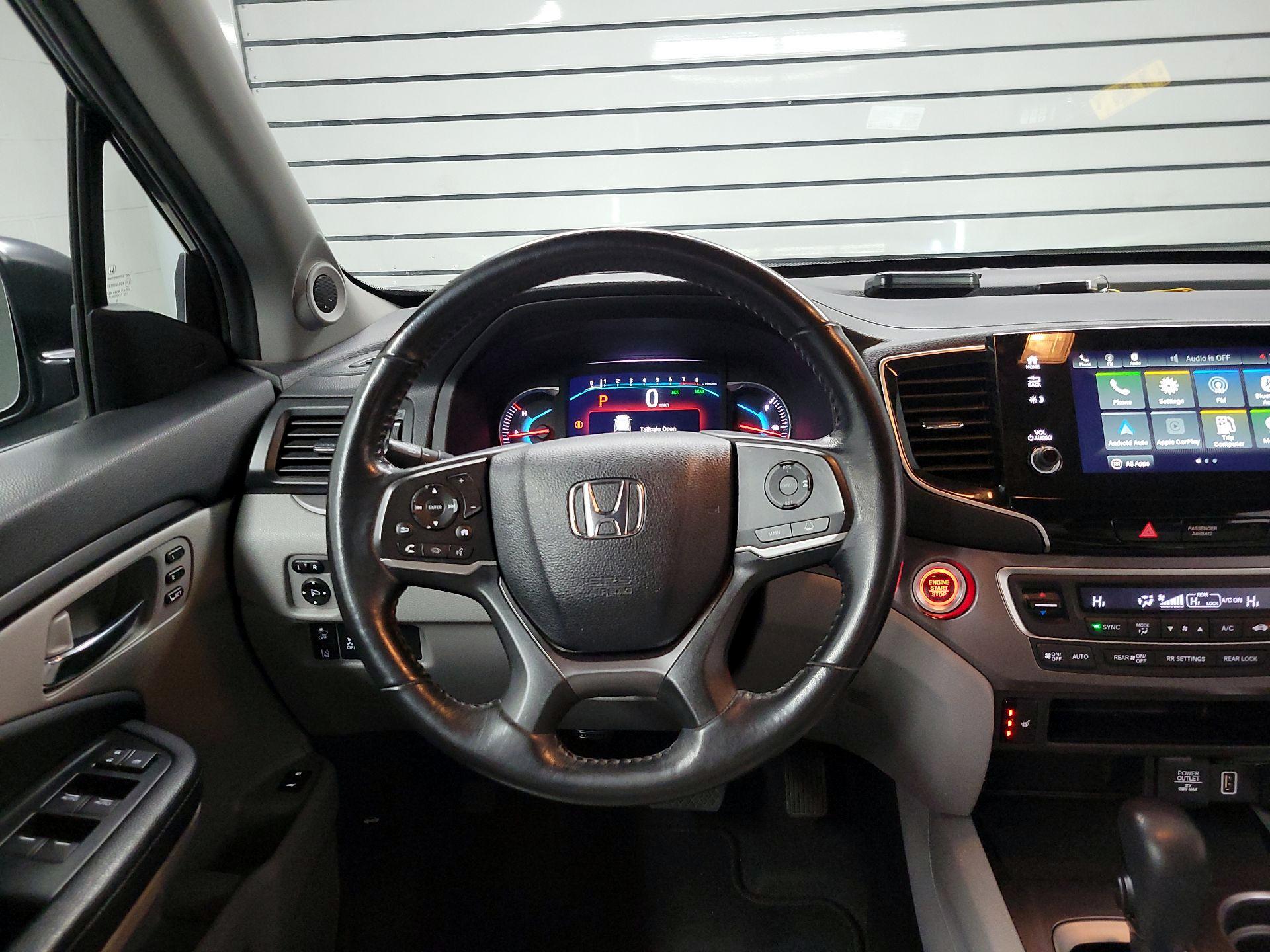 Thumbnail: 2019 Honda Pilot - 10