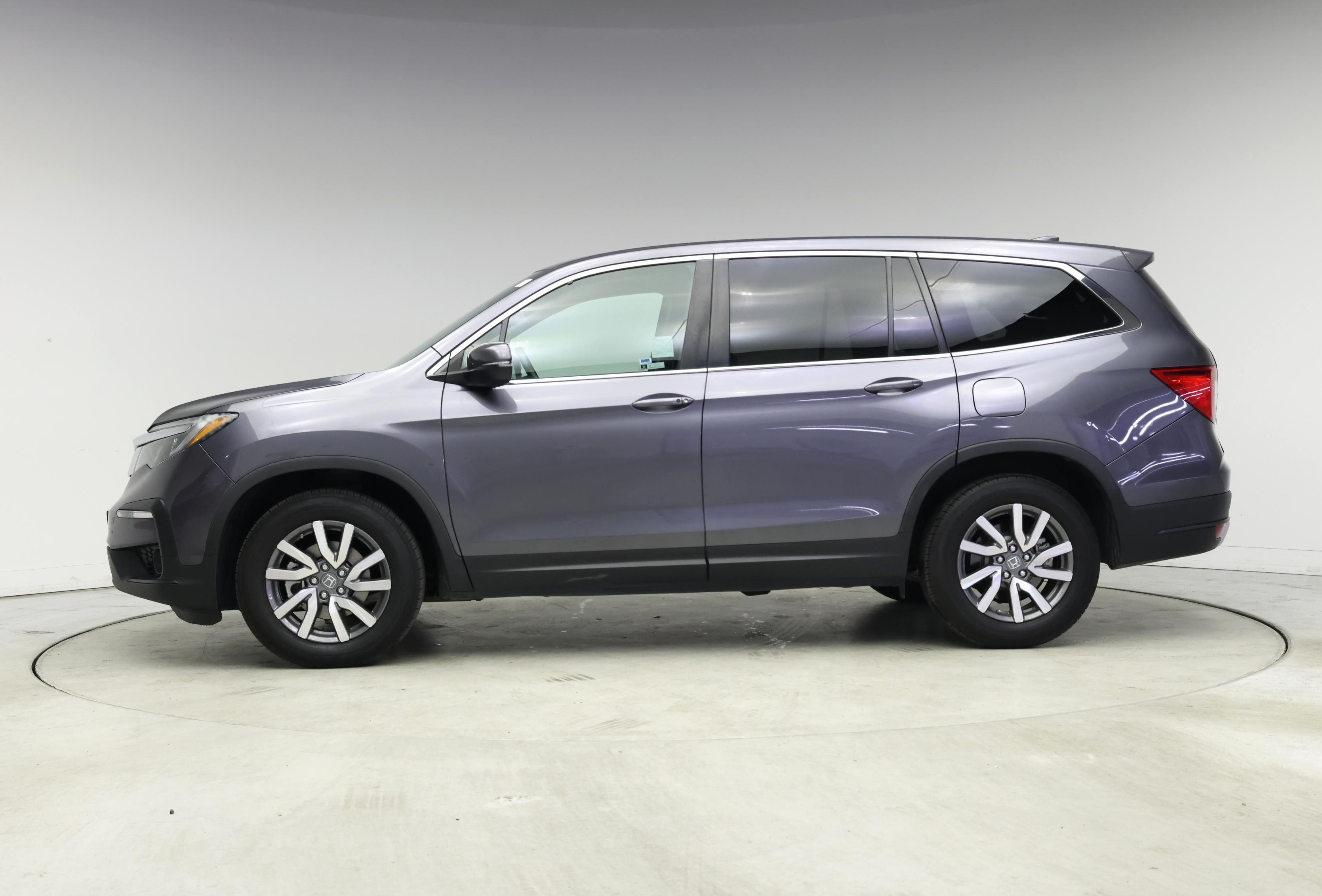 Thumbnail: 2019 Honda Pilot - 3