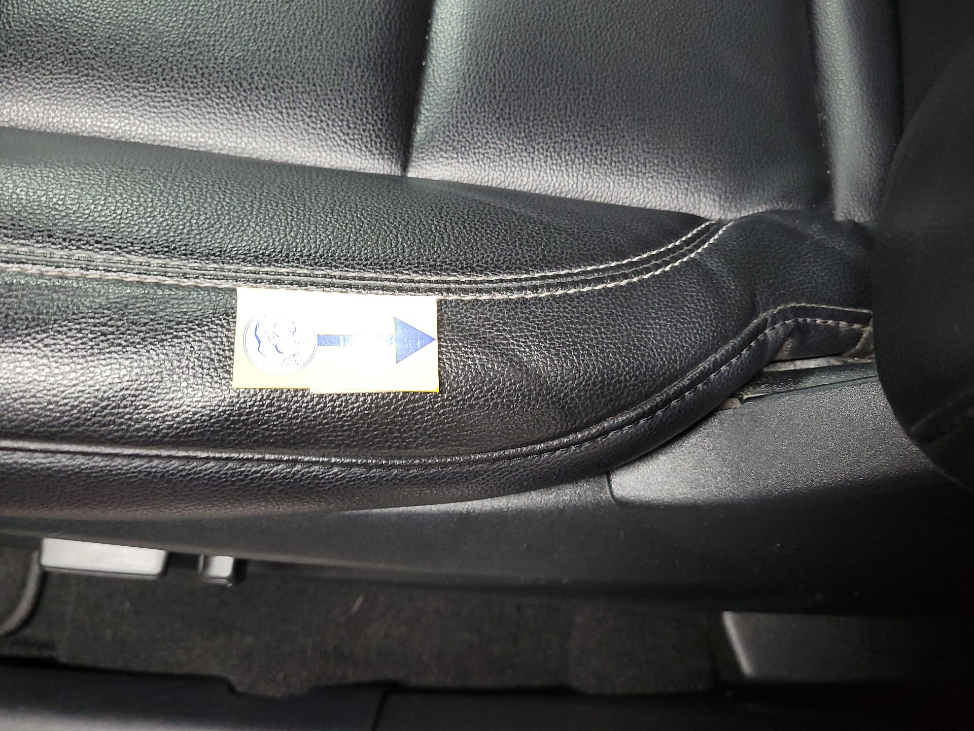 Thumbnail: 2020 Ford Explorer - 20