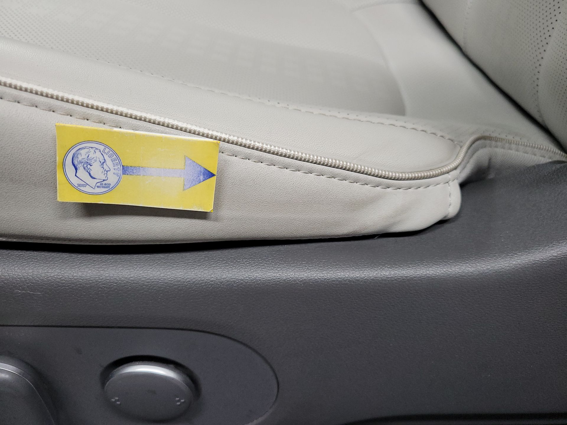 Thumbnail: 2023 Hyundai Ioniq 5 - 20