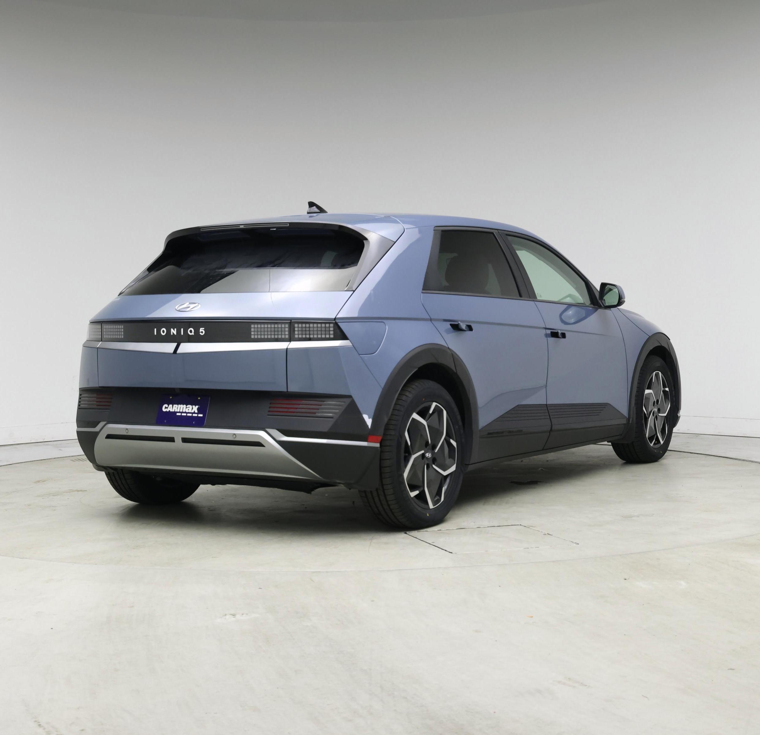 Thumbnail: 2023 Hyundai Ioniq 5 - 8