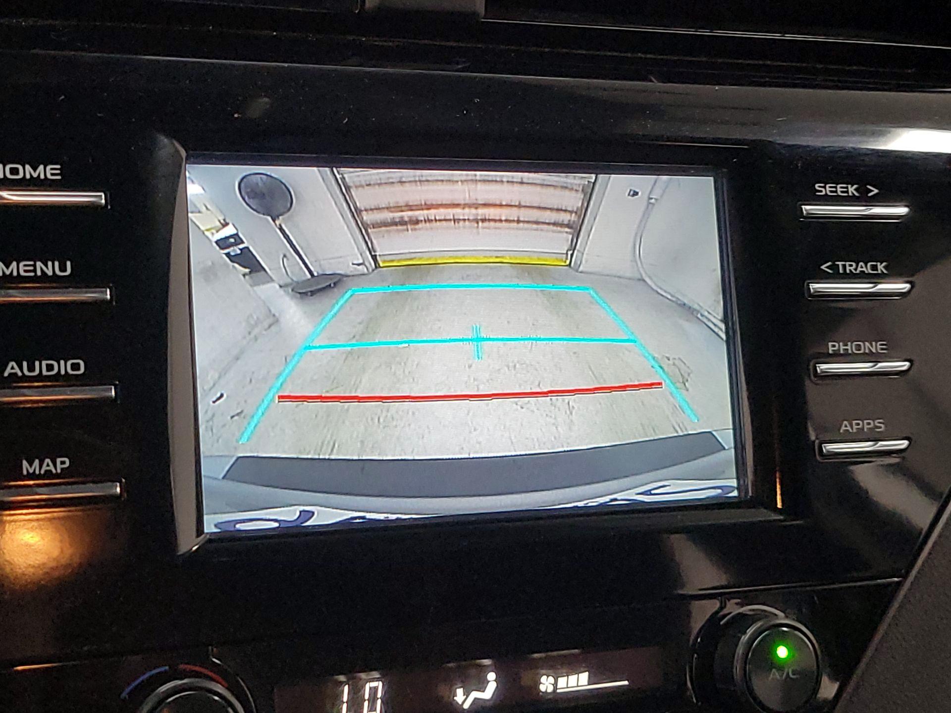 Thumbnail: 2019 Toyota Camry - 13