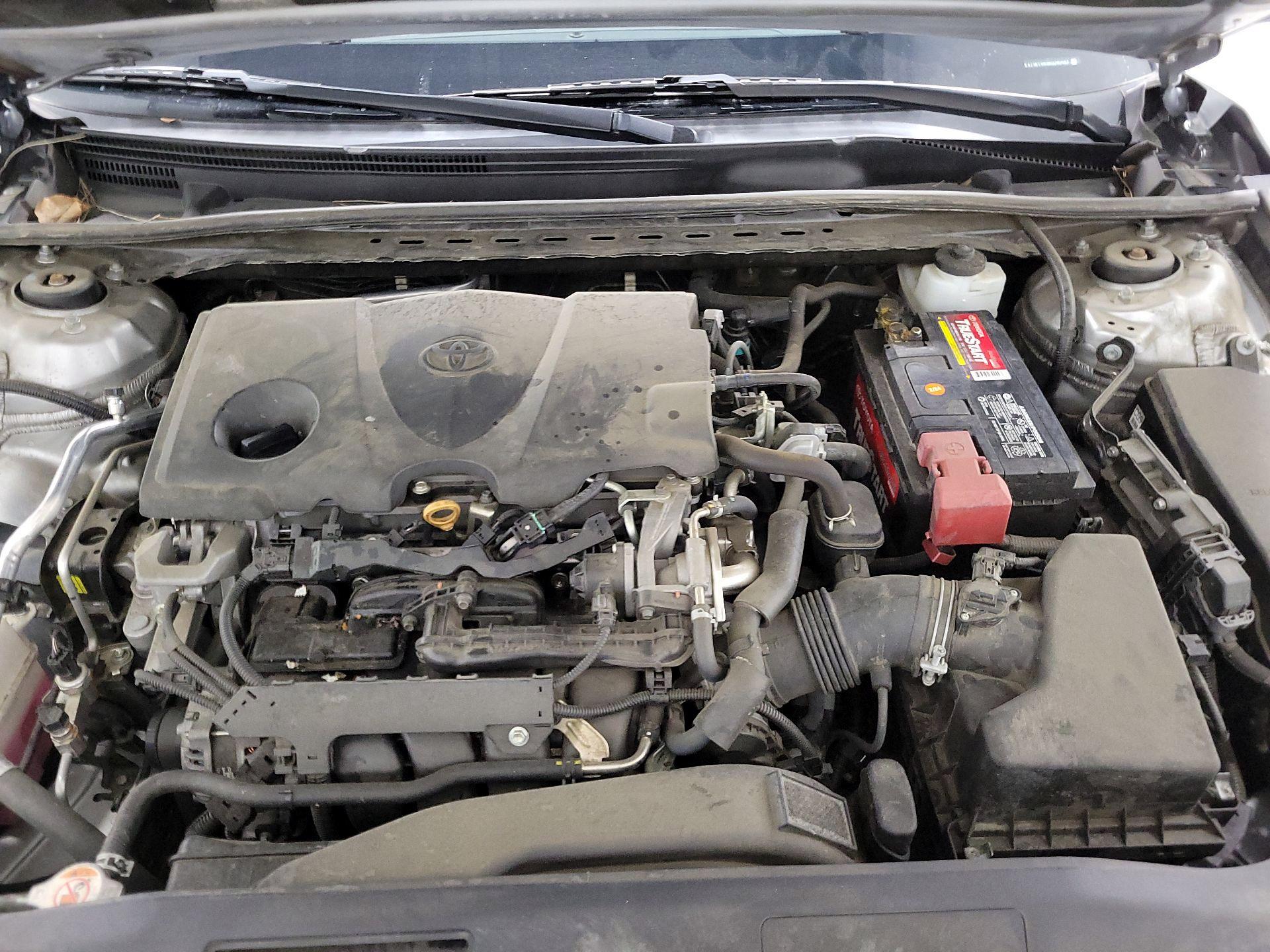 Thumbnail: 2019 Toyota Camry - 19