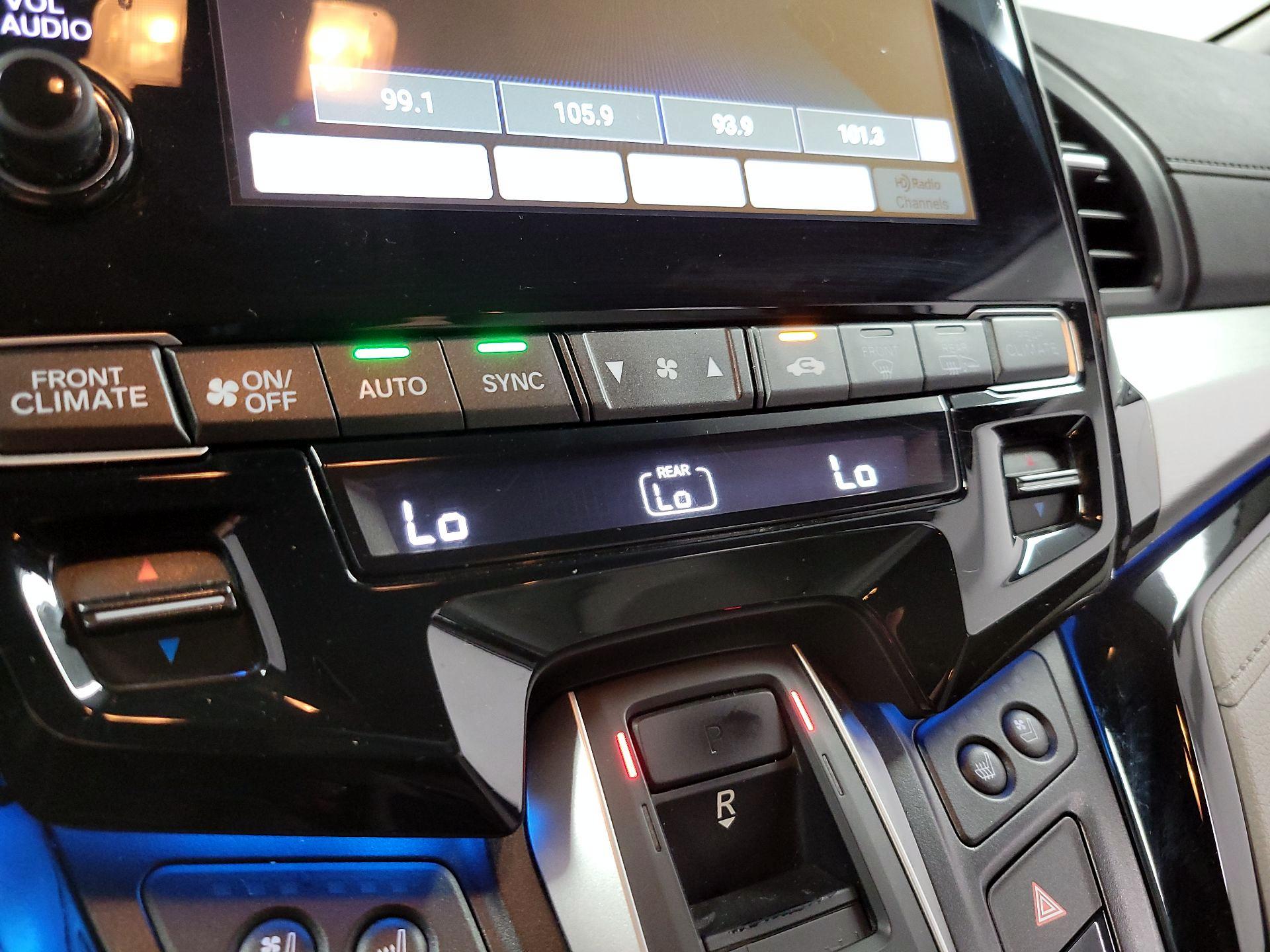 Thumbnail: 2019 Honda Odyssey - 14