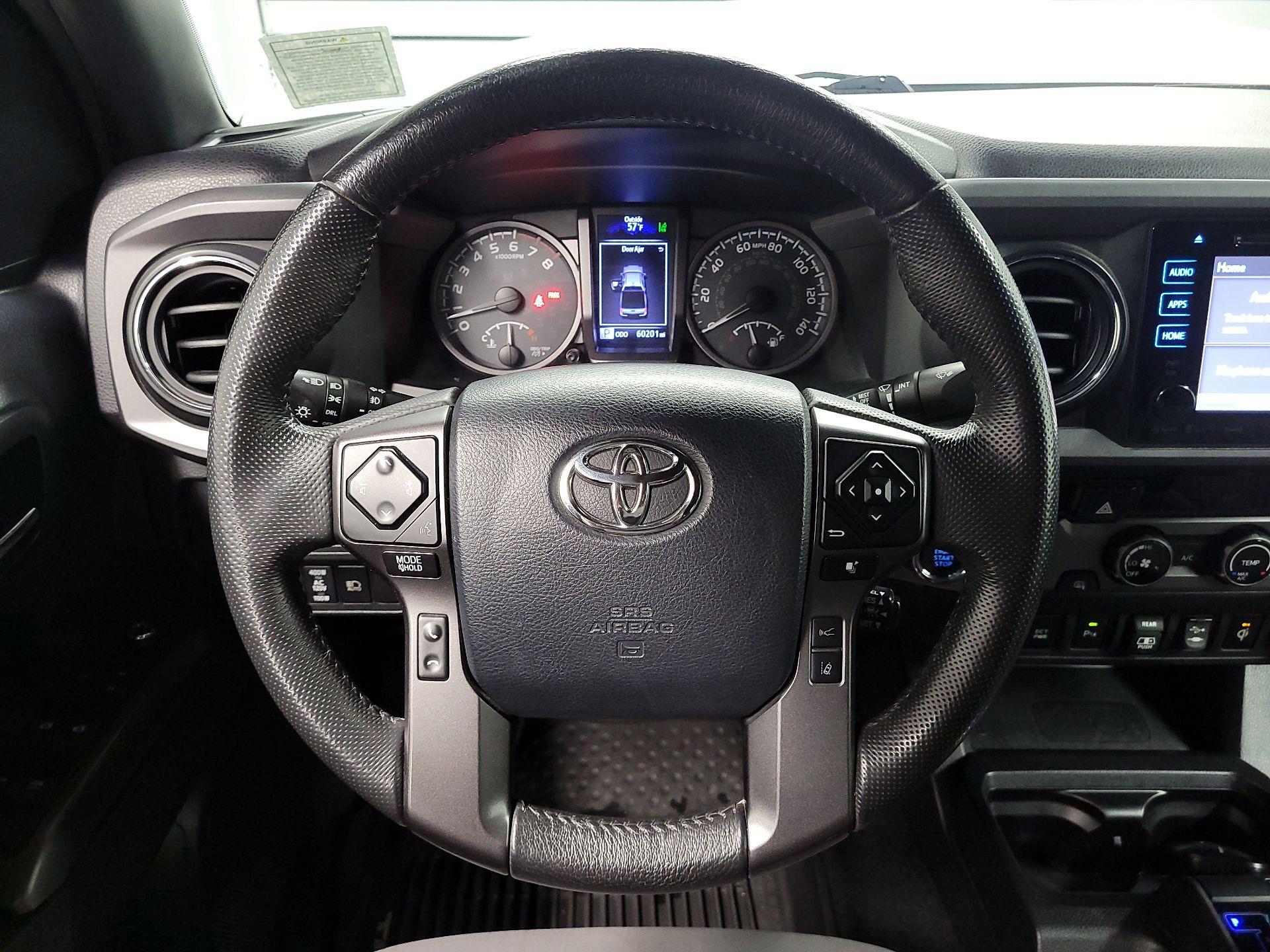 Thumbnail: 2018 Toyota Tacoma - 10