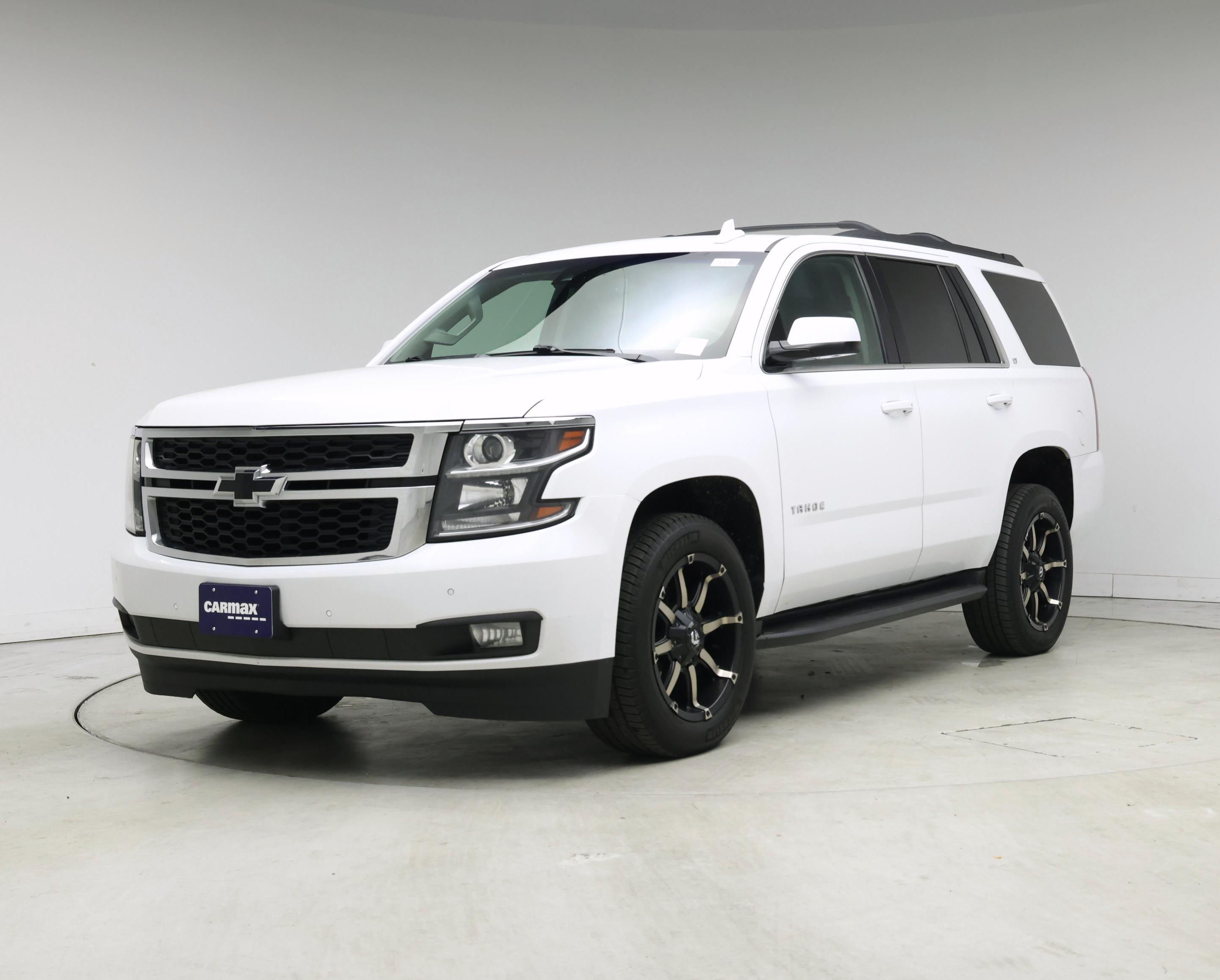 Thumbnail: 2019 Chevrolet Tahoe - 4