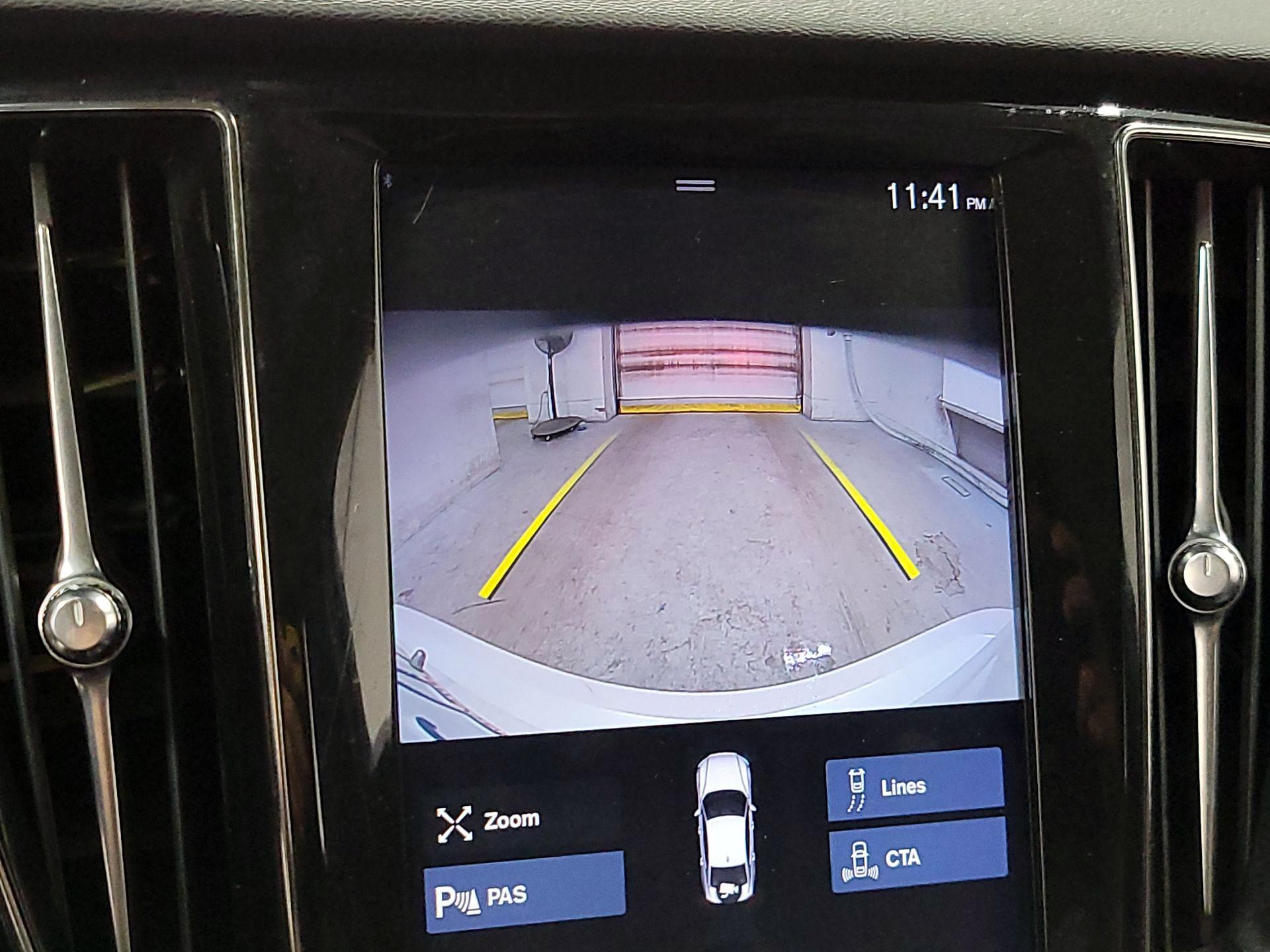 Thumbnail: 2019 Volvo S60 - 13