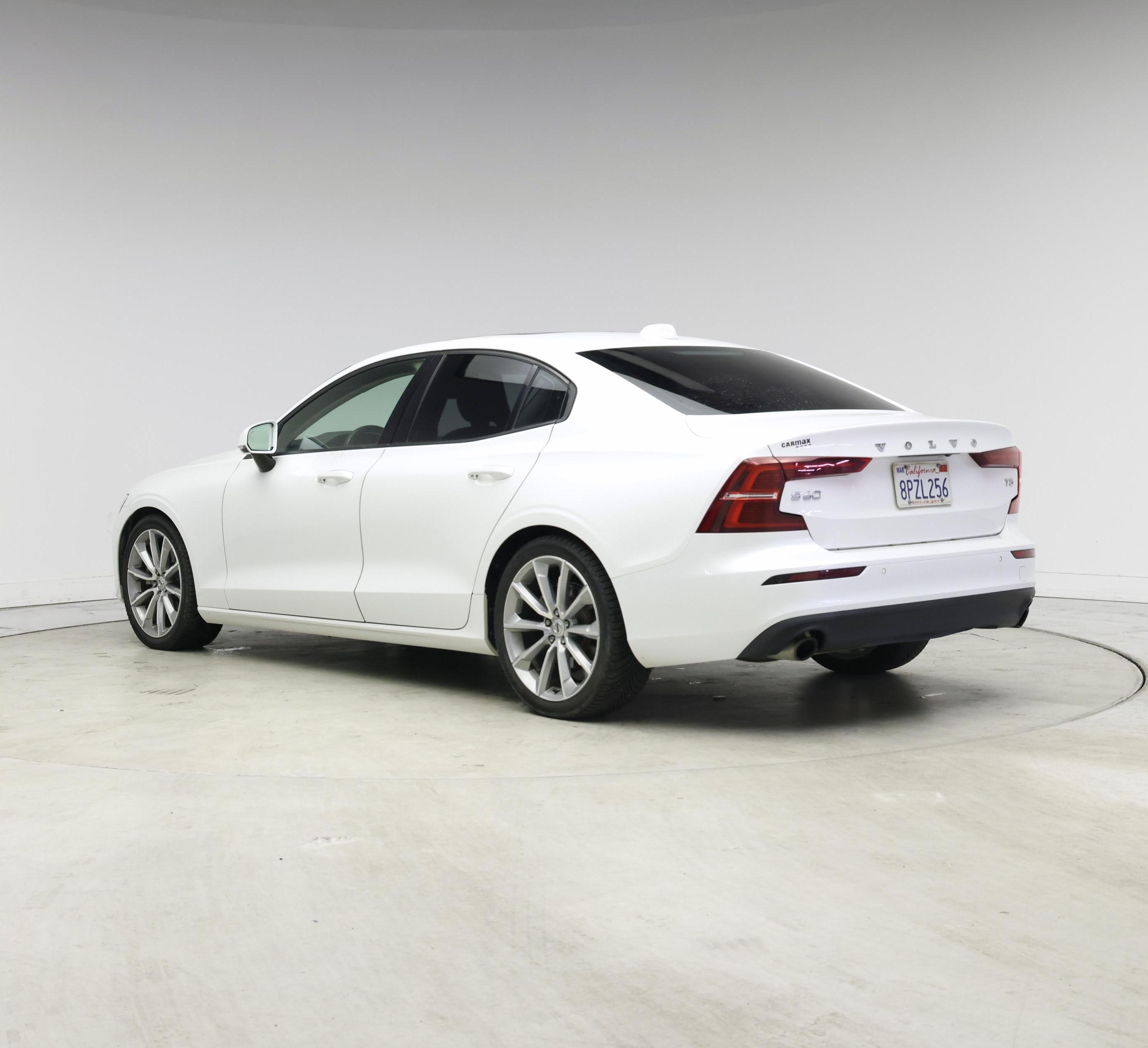 Thumbnail: 2019 Volvo S60 - 2