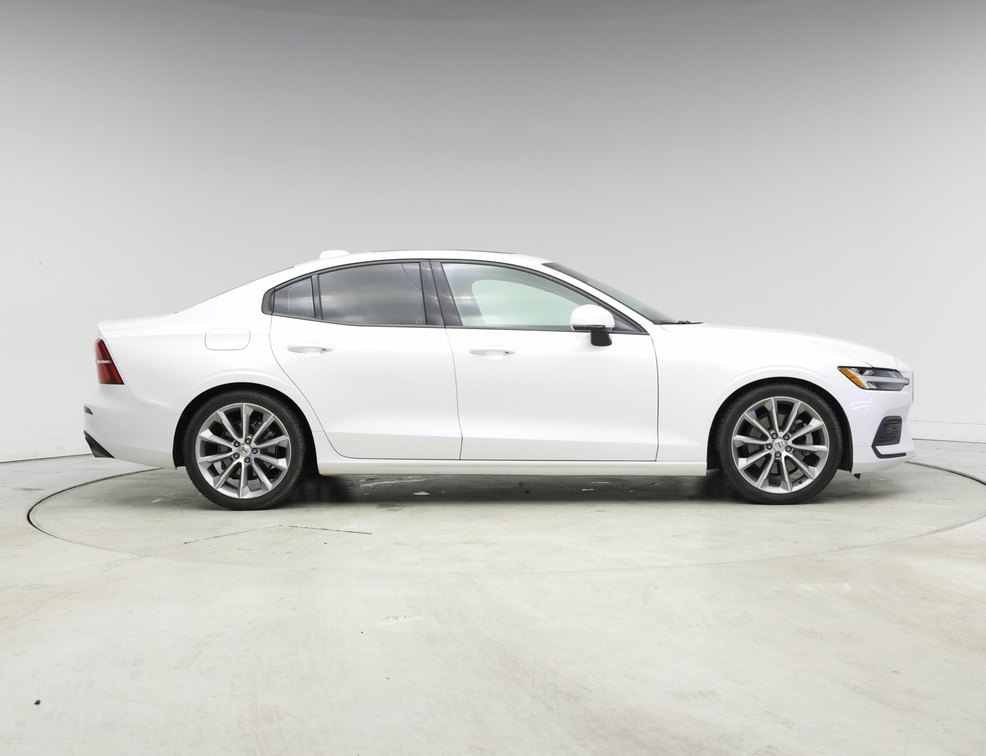 Thumbnail: 2019 Volvo S60 - 7