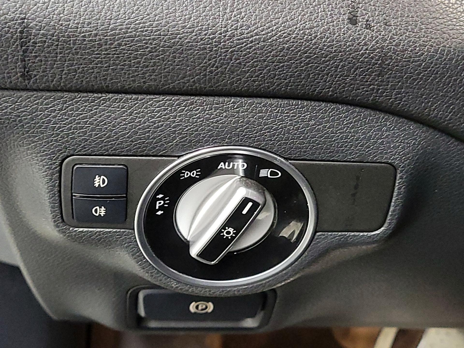 Thumbnail: 2017 Mercedes-Benz GLA - 13