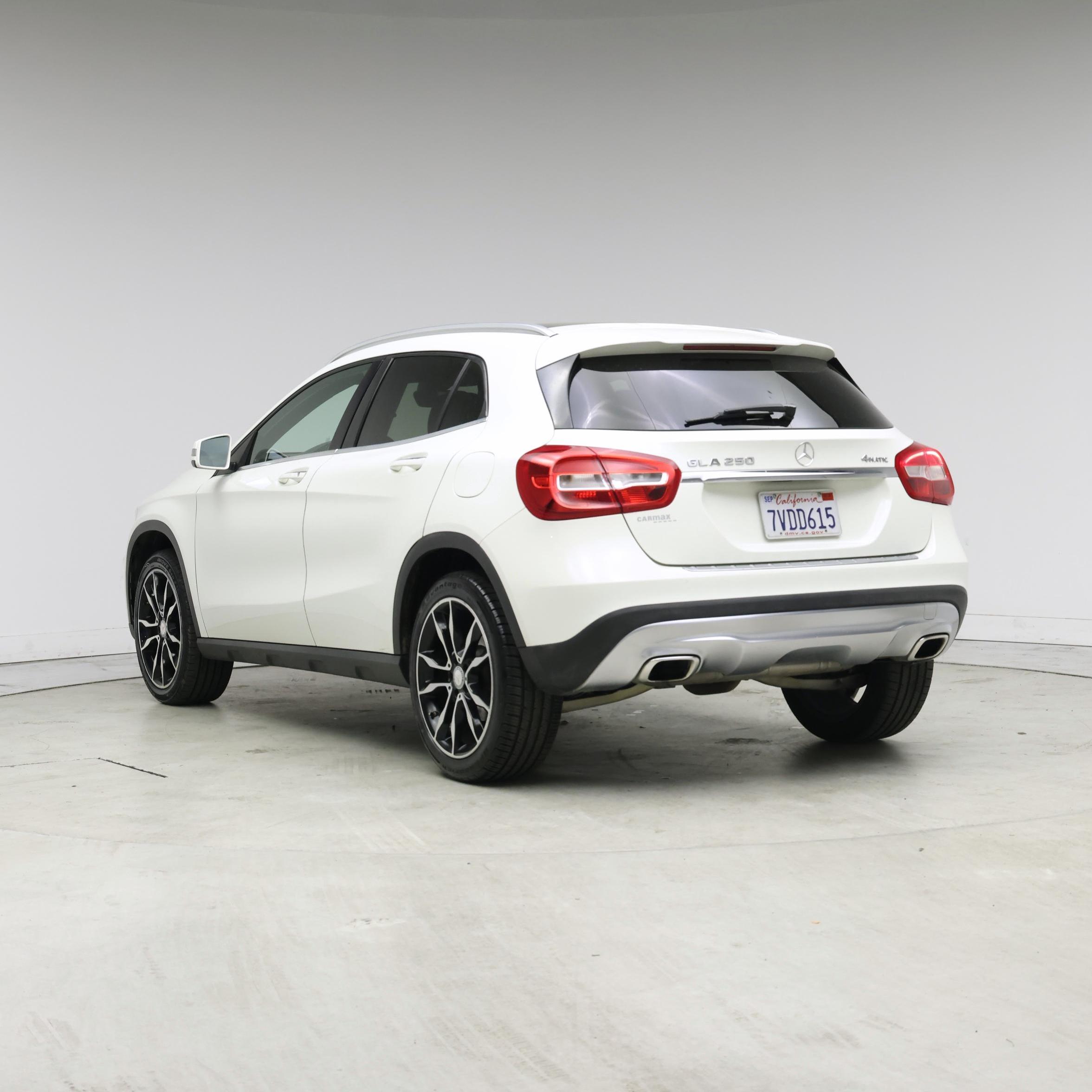 Thumbnail: 2017 Mercedes-Benz GLA - 2