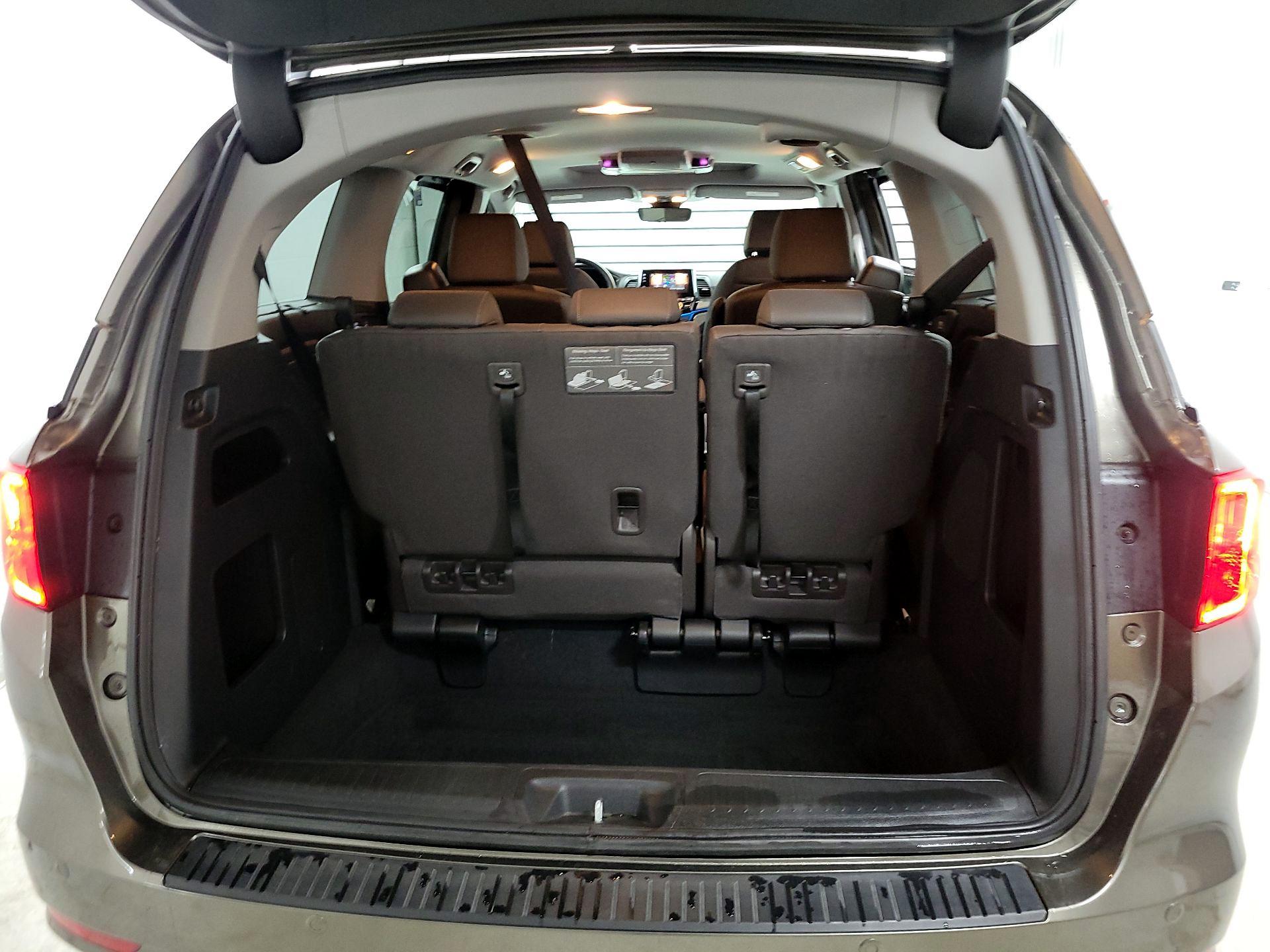 Thumbnail: 2023 Honda Odyssey - 18