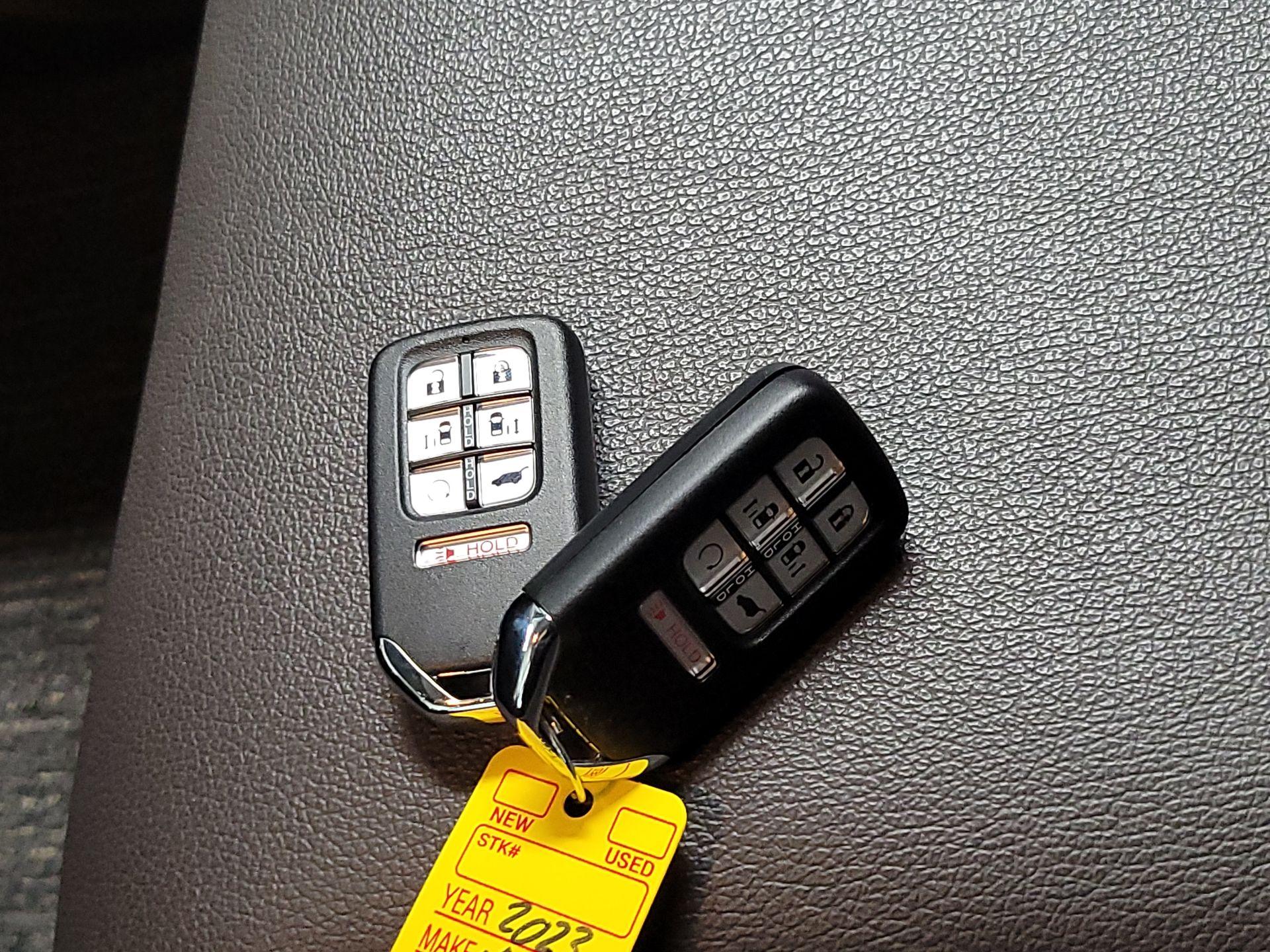 Thumbnail: 2023 Honda Odyssey - 20