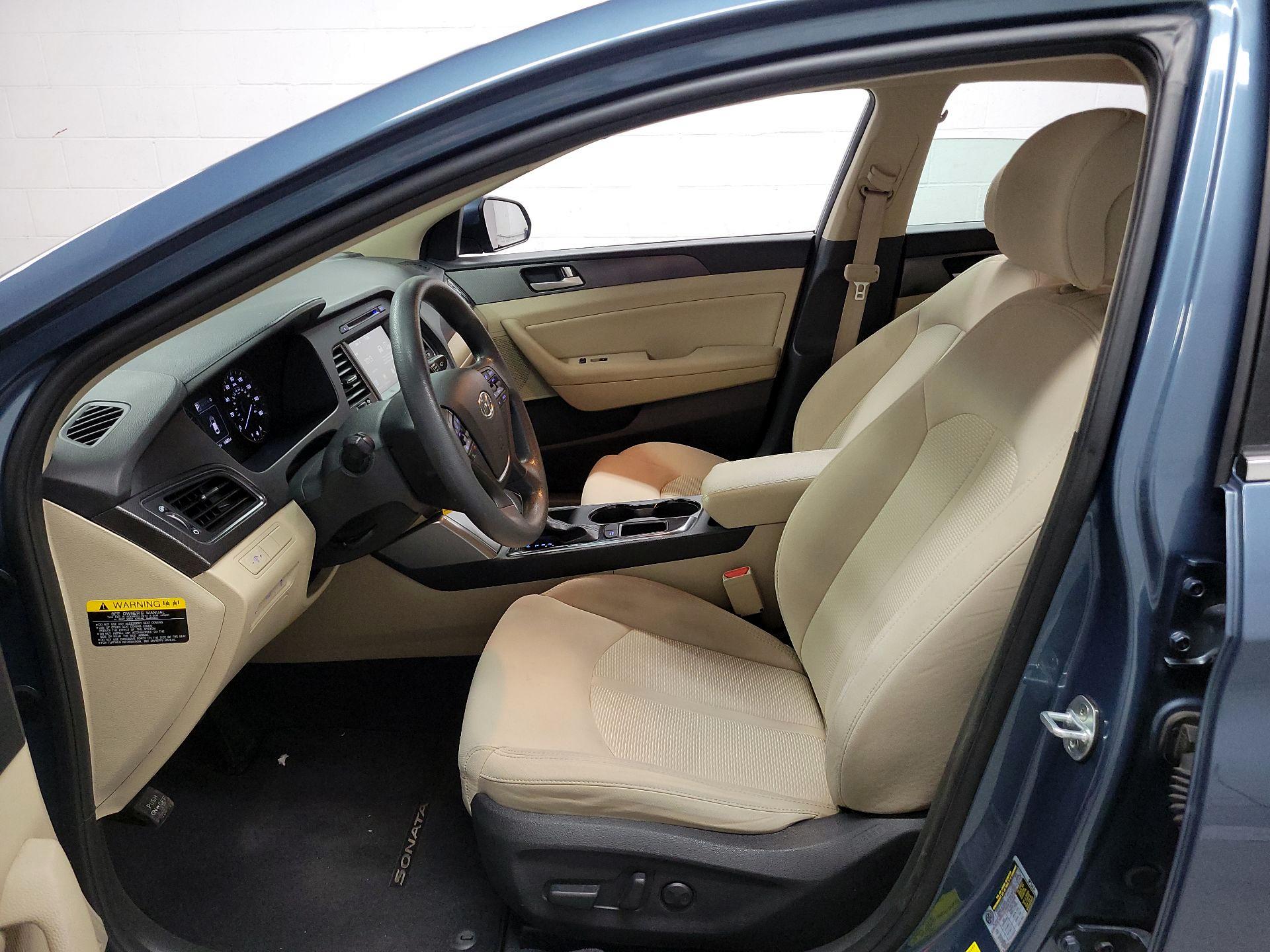 Thumbnail: 2017 Hyundai Sonata - 11