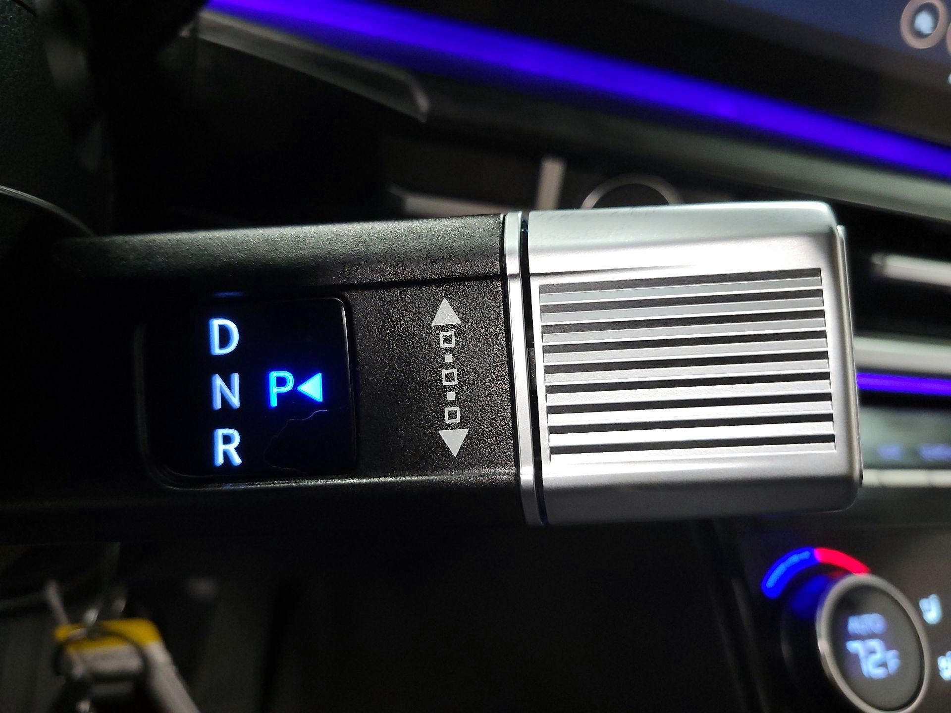 Thumbnail: 2024 Hyundai Santa Fe - 16