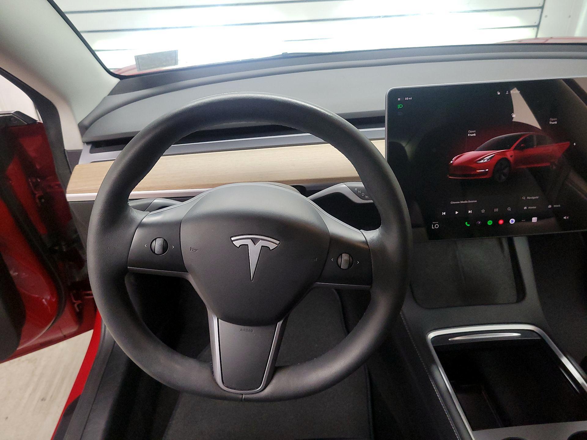 Thumbnail: 2022 Tesla Model 3 - 10