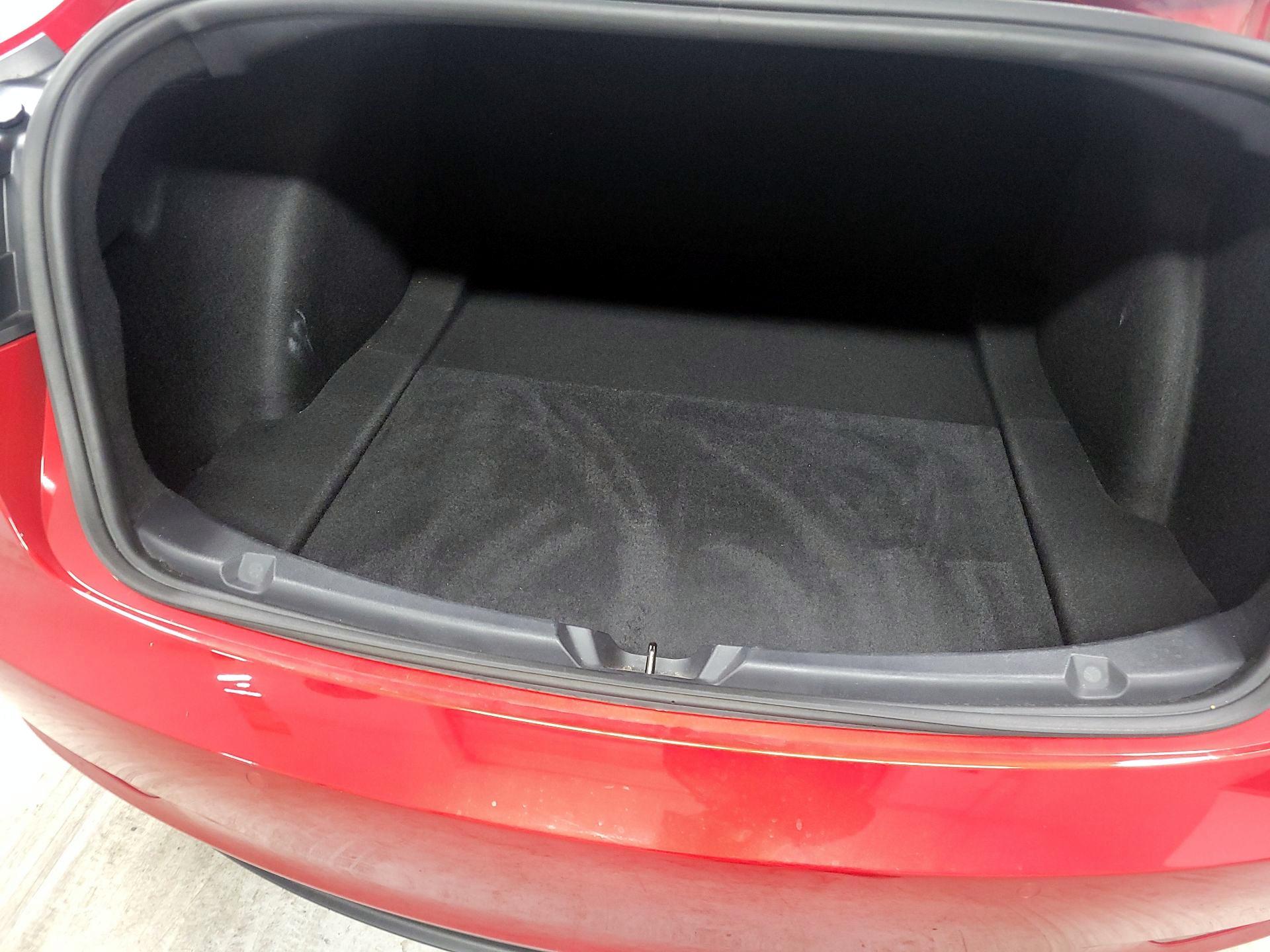 Thumbnail: 2022 Tesla Model 3 - 18