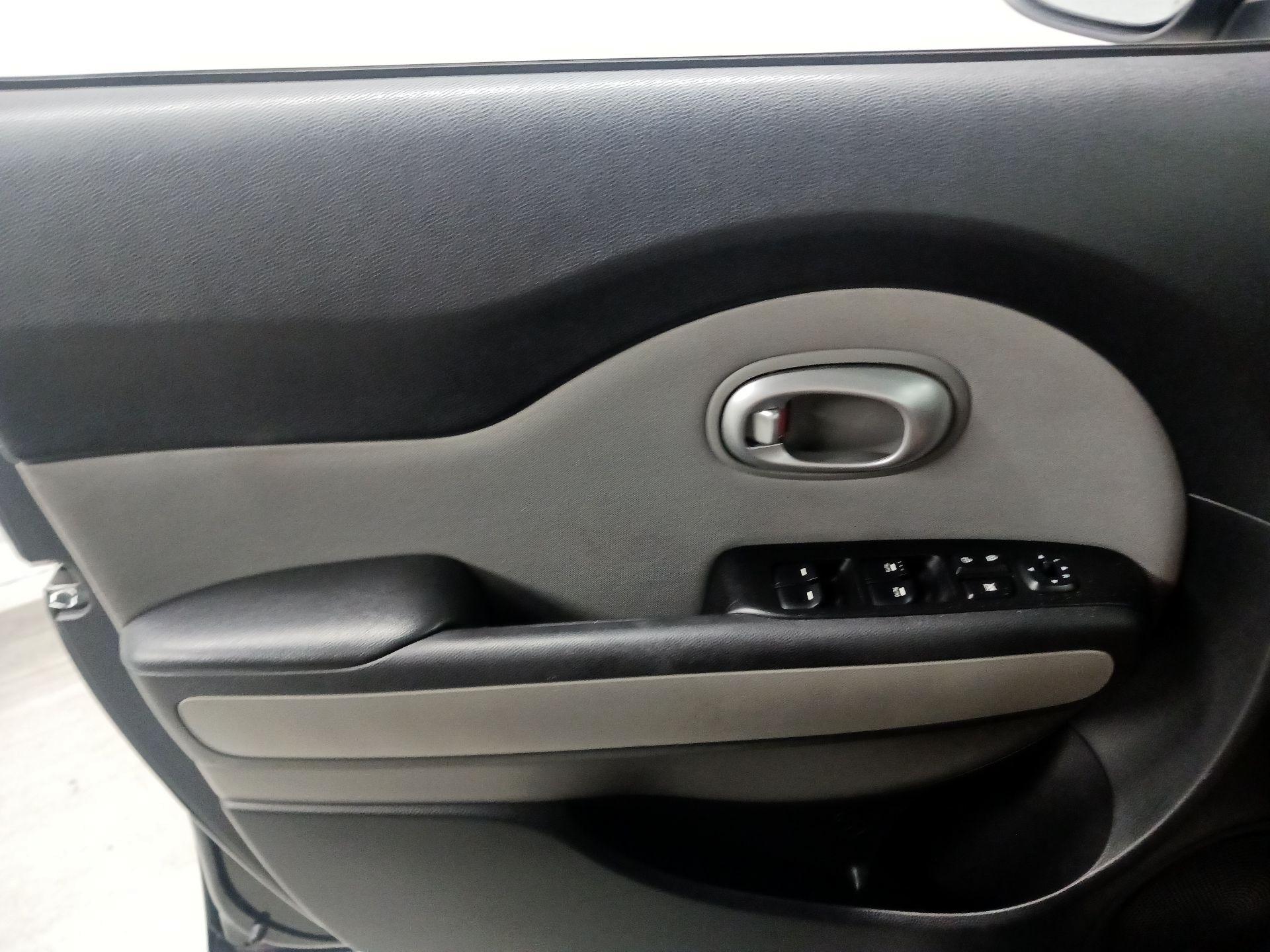 Thumbnail: 2014 Kia Soul - 13