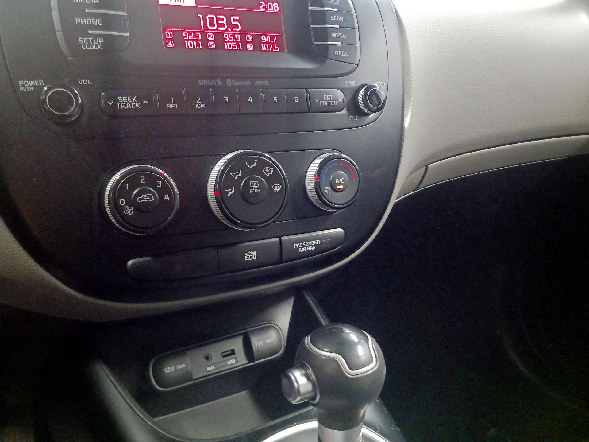 Thumbnail: 2014 Kia Soul - 15