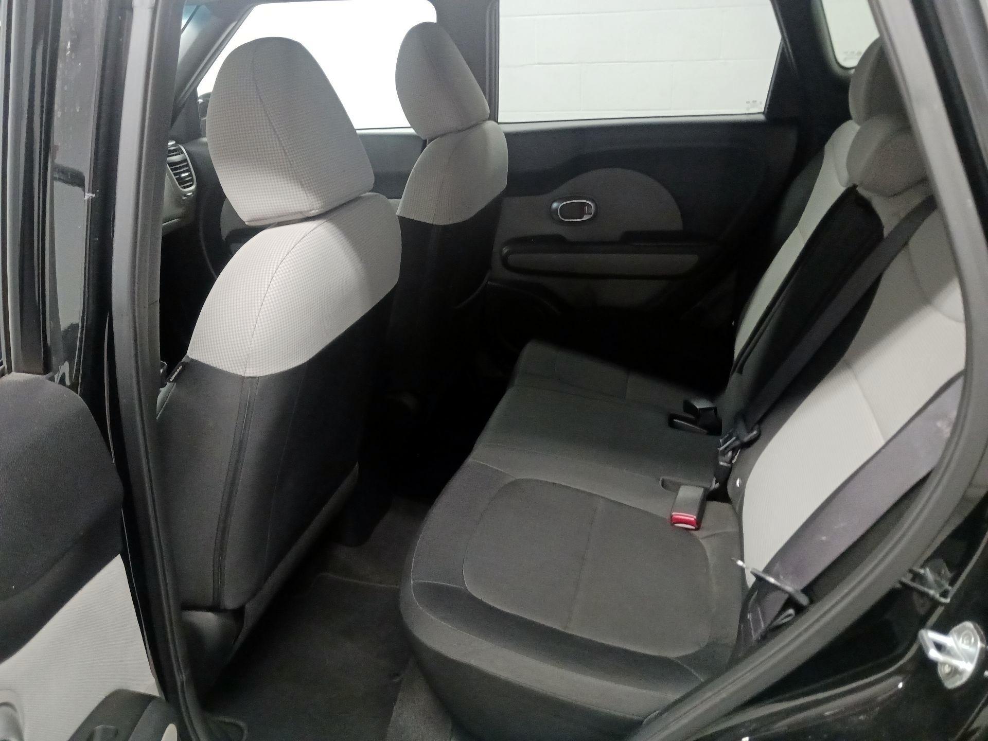 Thumbnail: 2014 Kia Soul - 17