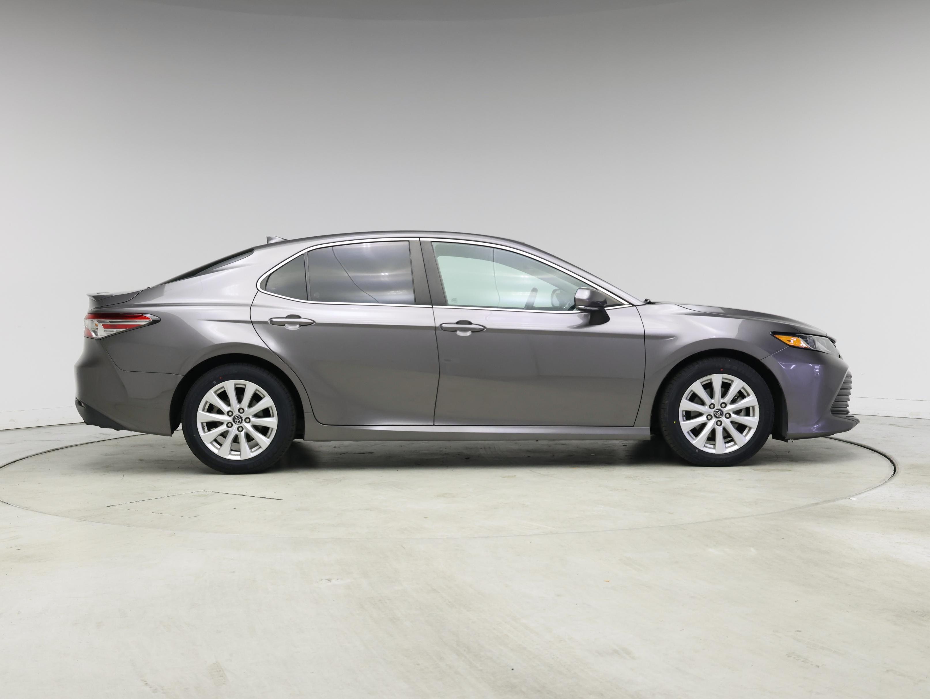 Thumbnail: 2019 Toyota Camry - 7