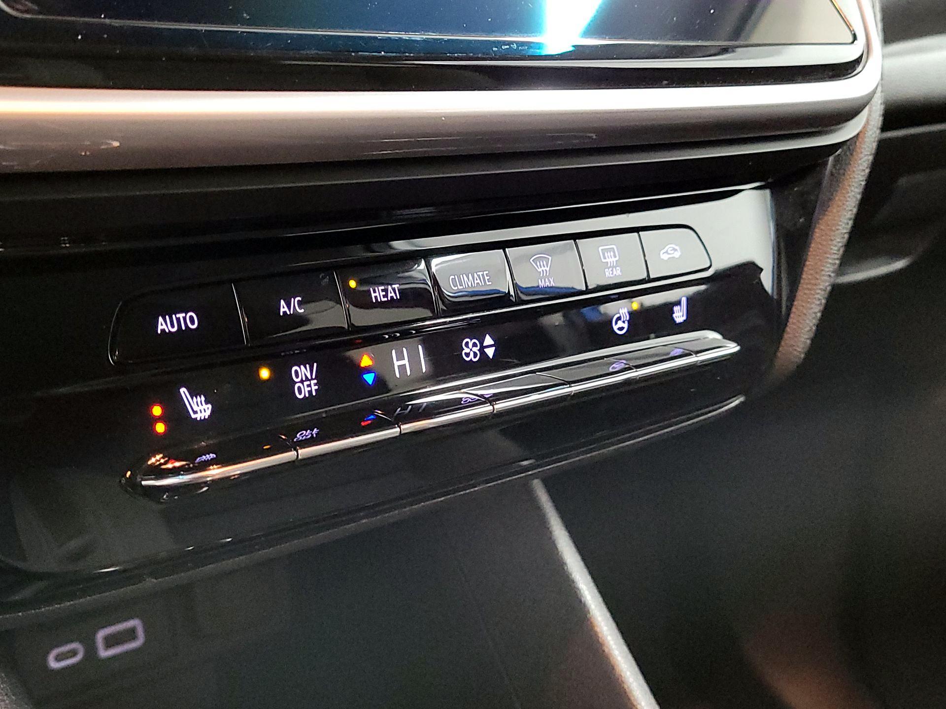 Thumbnail: 2023 Chevrolet Bolt EV - 16