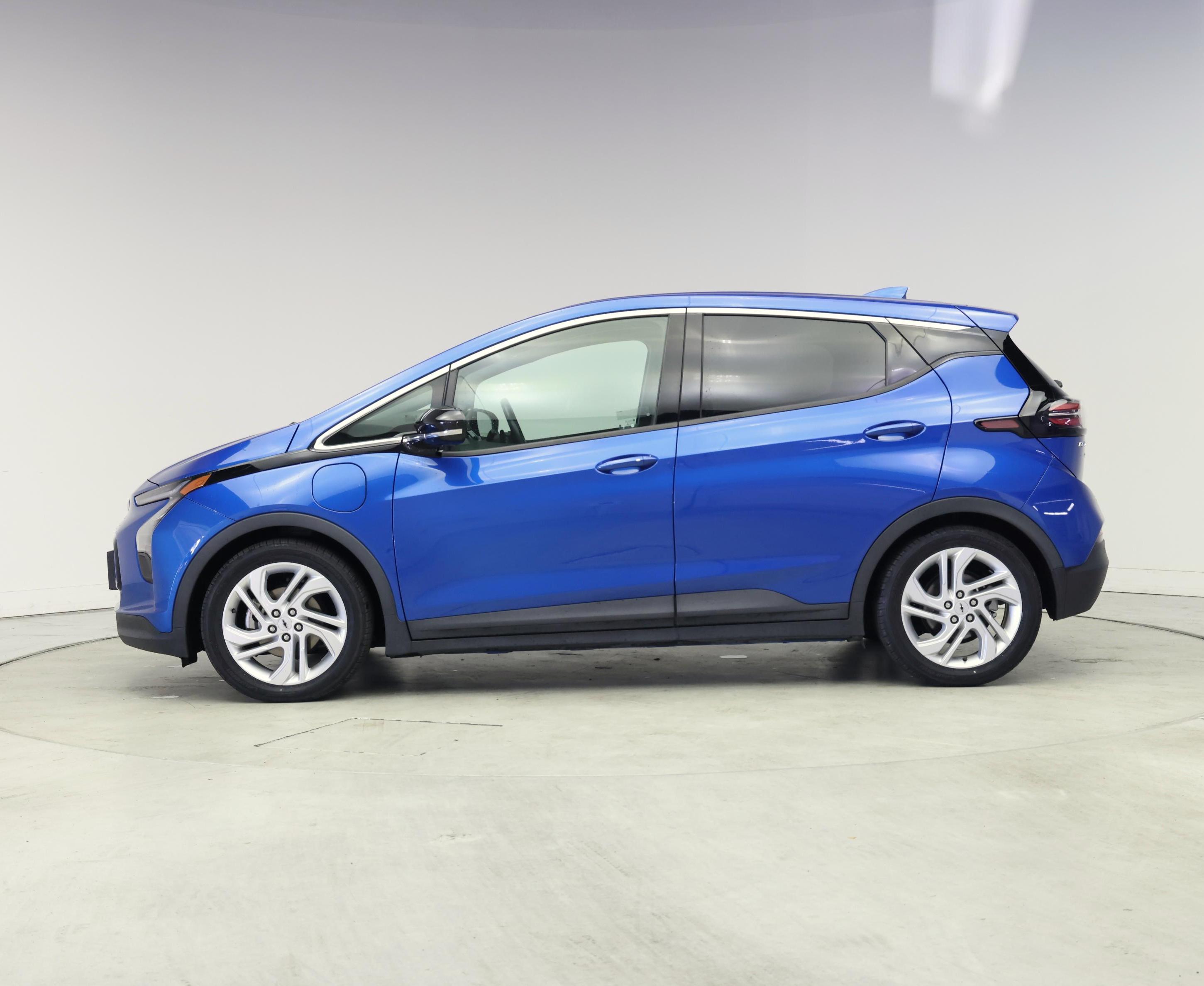 Thumbnail: 2023 Chevrolet Bolt EV - 3