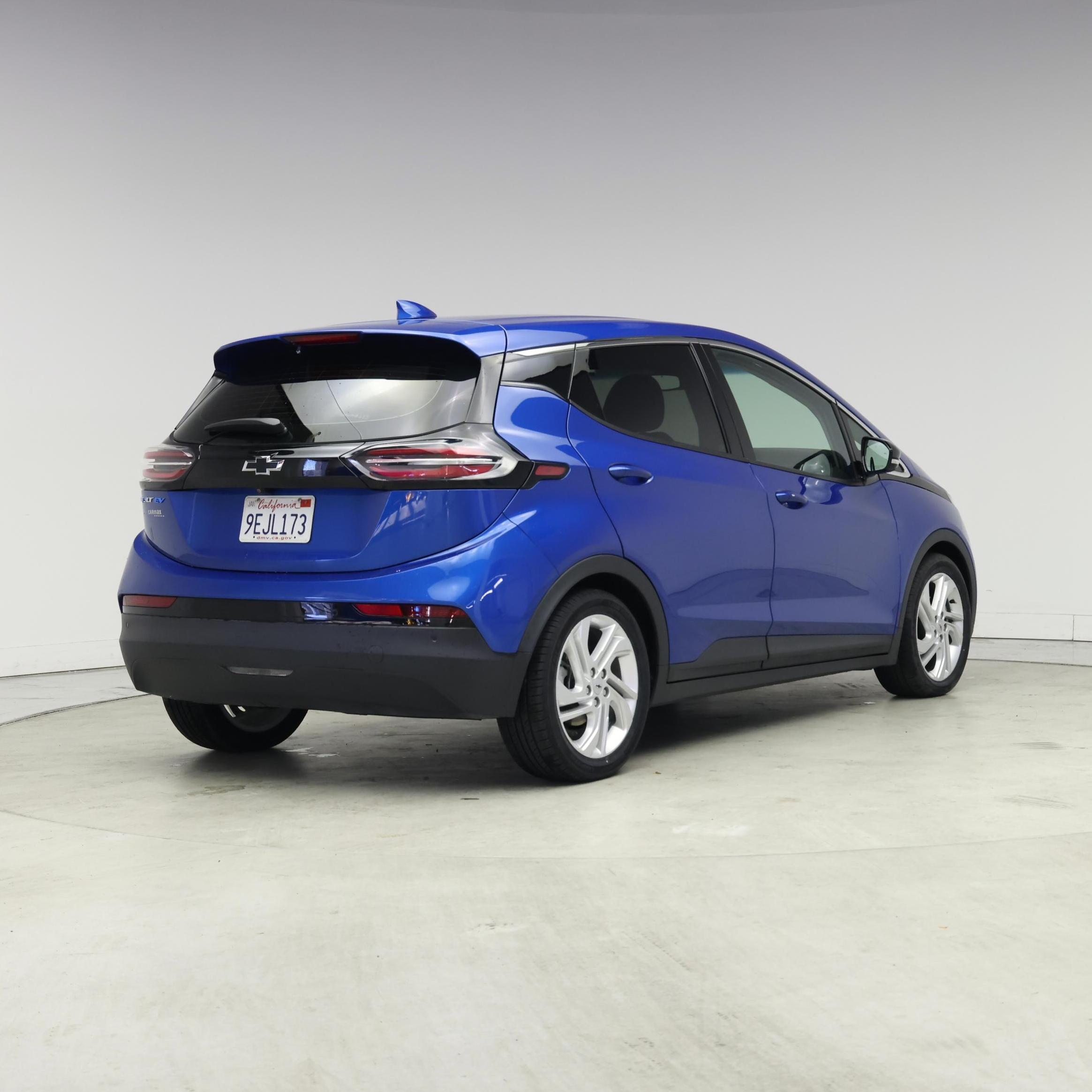 Thumbnail: 2023 Chevrolet Bolt EV - 8