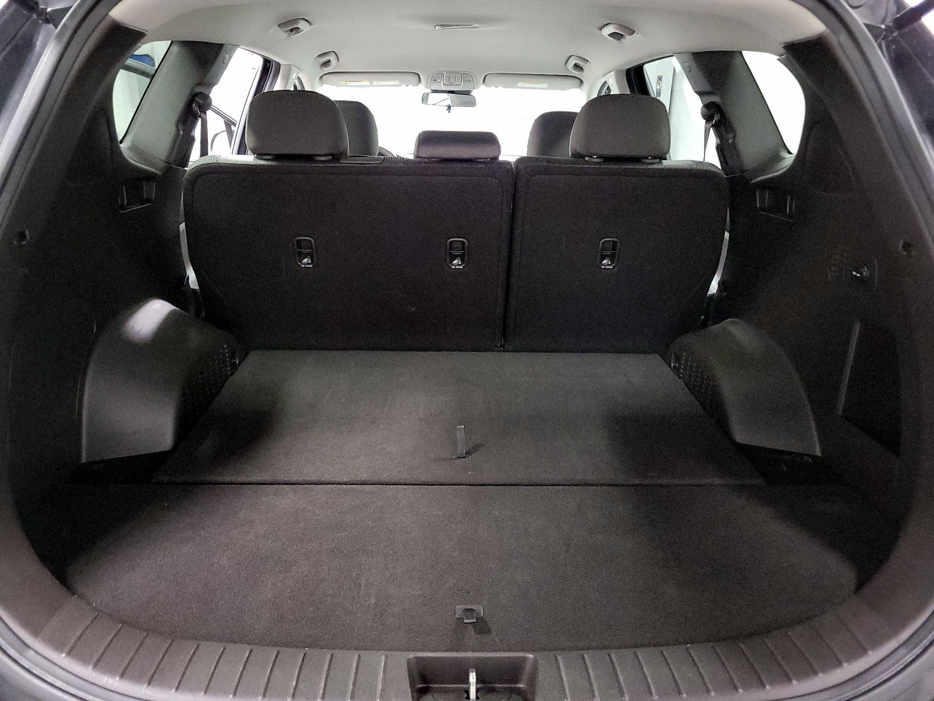 Thumbnail: 2020 Hyundai Santa Fe - 20