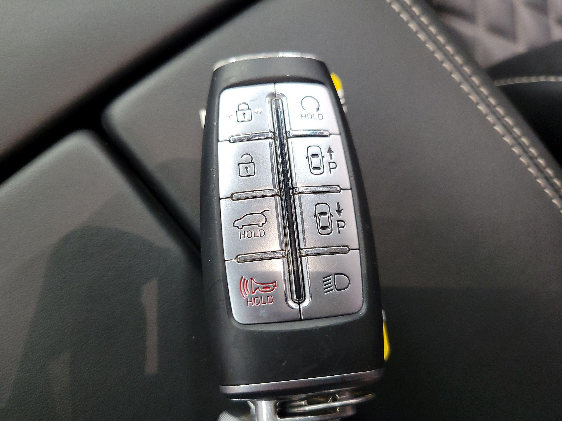 Thumbnail: 2024 Genesis GV80 - 20