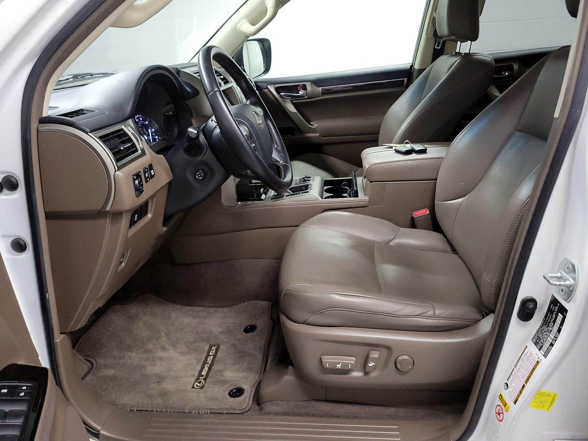 Thumbnail: 2018 Lexus GX - 11