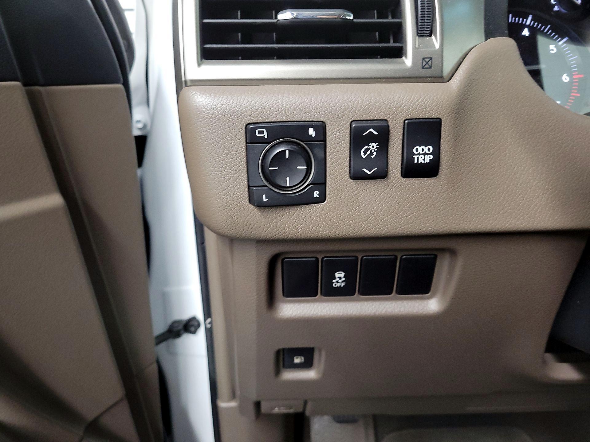 Thumbnail: 2018 Lexus GX - 13