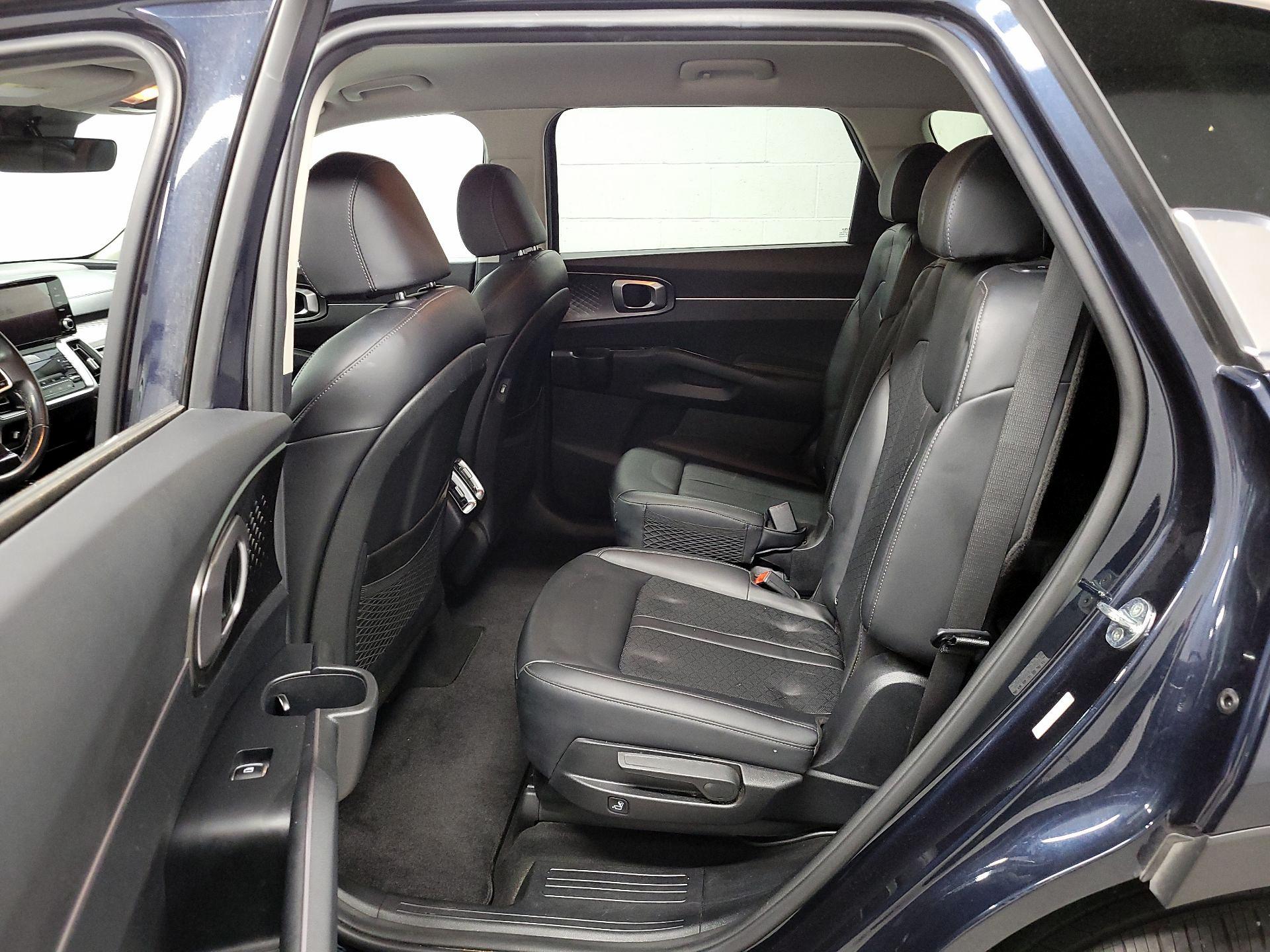 Thumbnail: 2022 Kia Sorento - 20