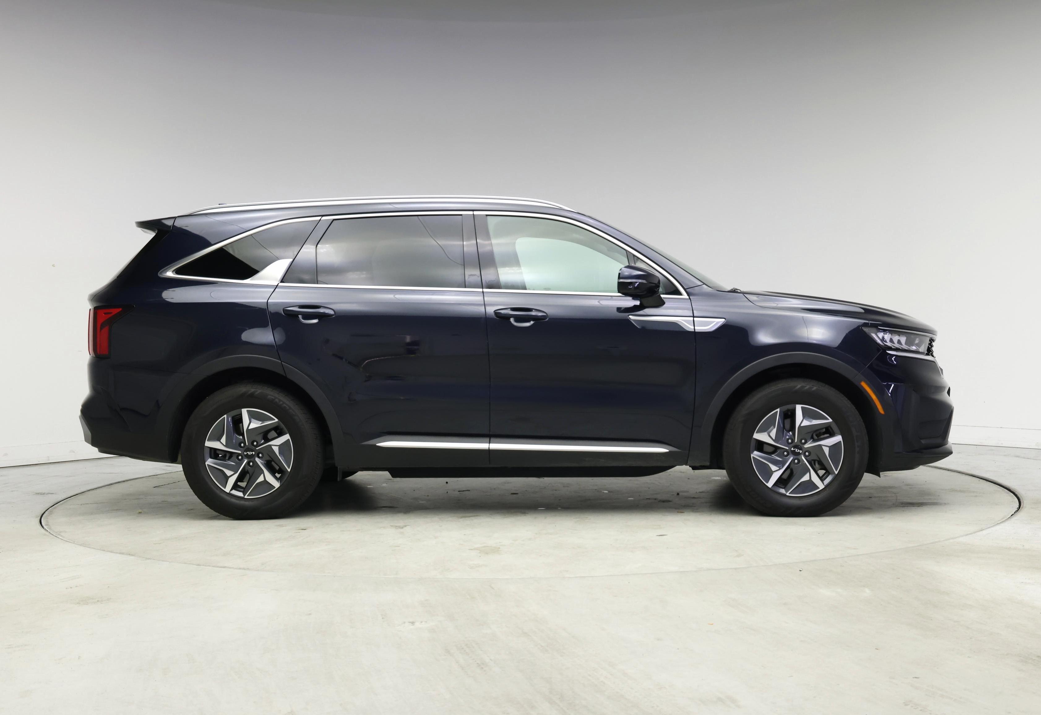 Thumbnail: 2022 Kia Sorento - 7