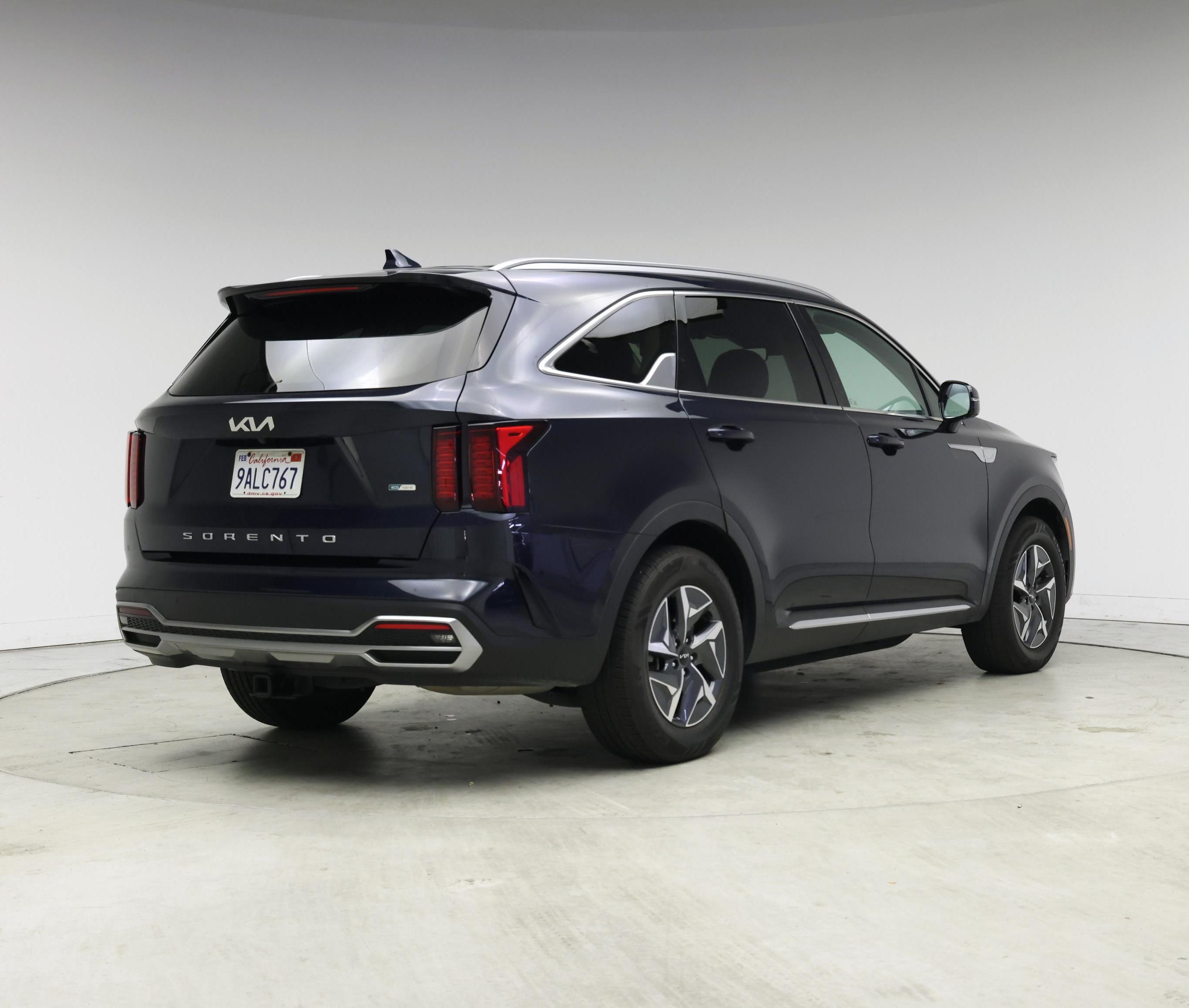 Thumbnail: 2022 Kia Sorento - 8