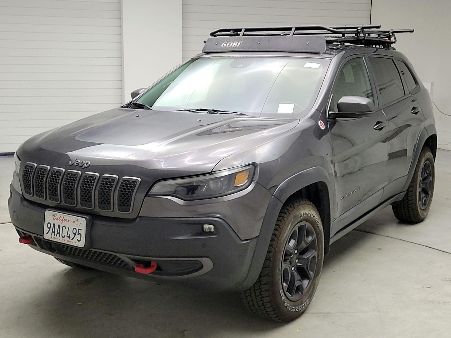 Thumbnail: 2020 Jeep Cherokee - 3