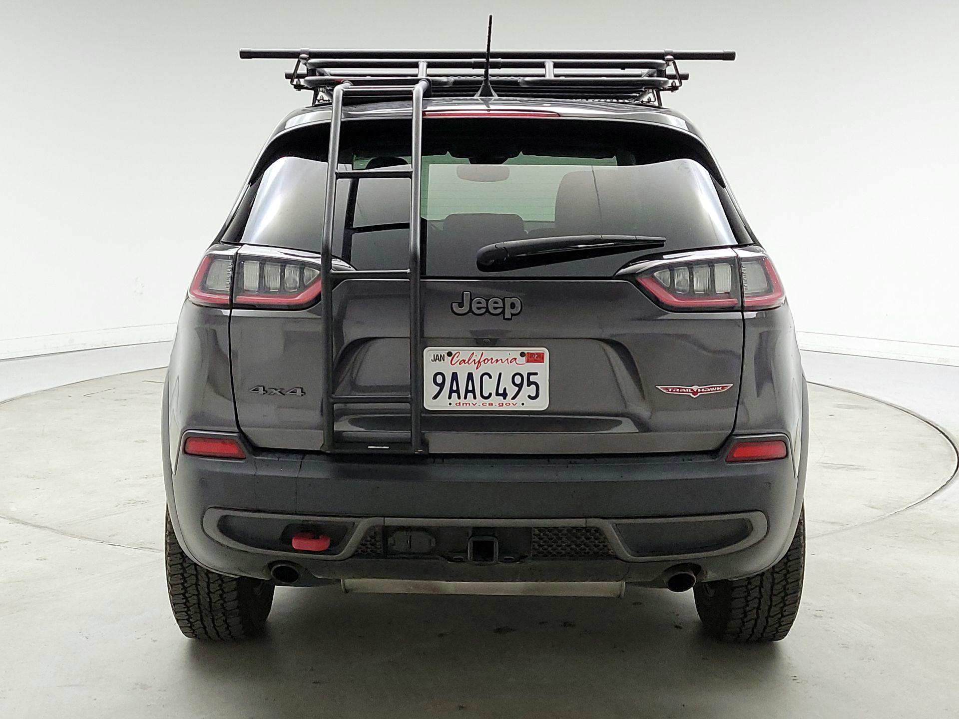 Thumbnail: 2020 Jeep Cherokee - 6