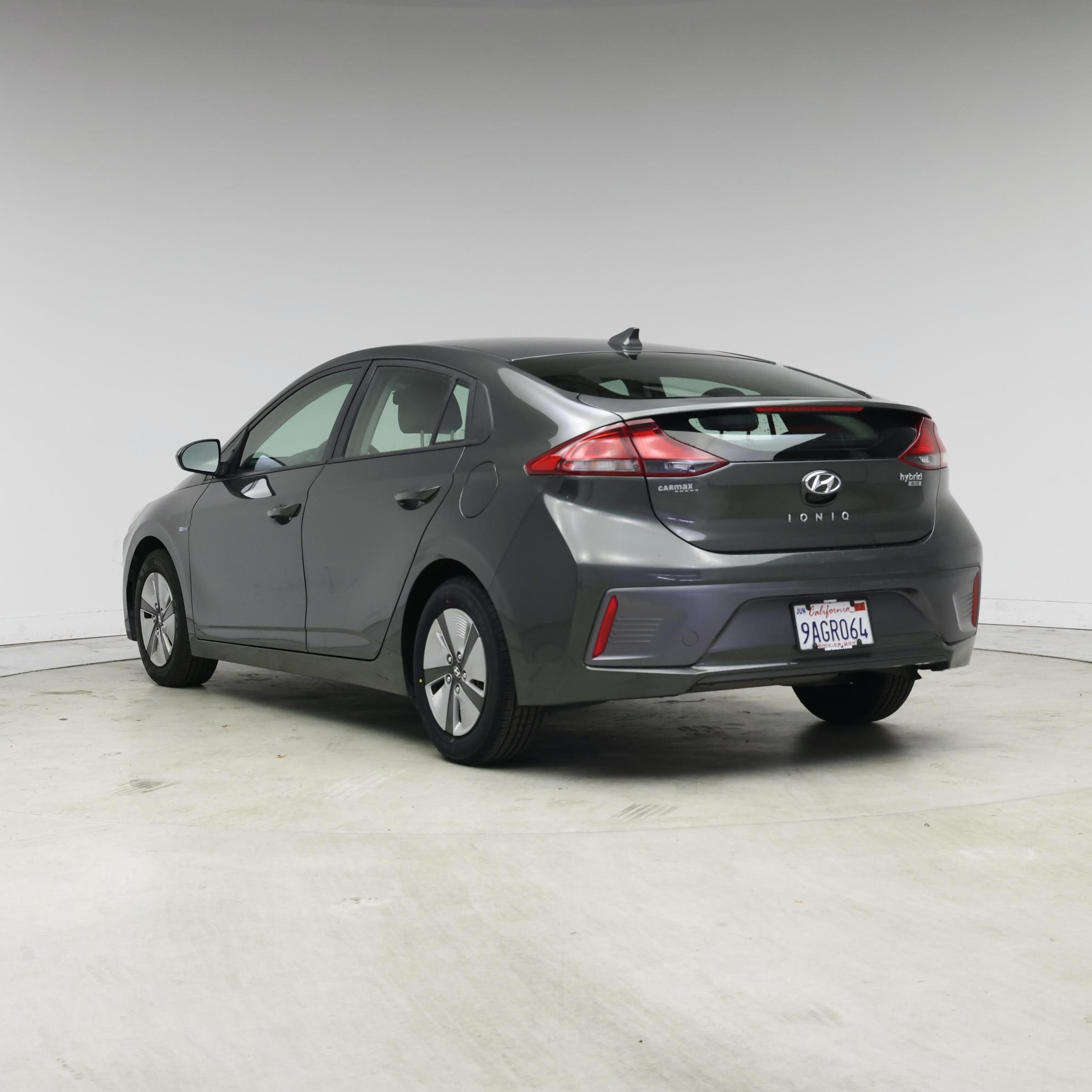 Thumbnail: 2020 Hyundai Ioniq - 2