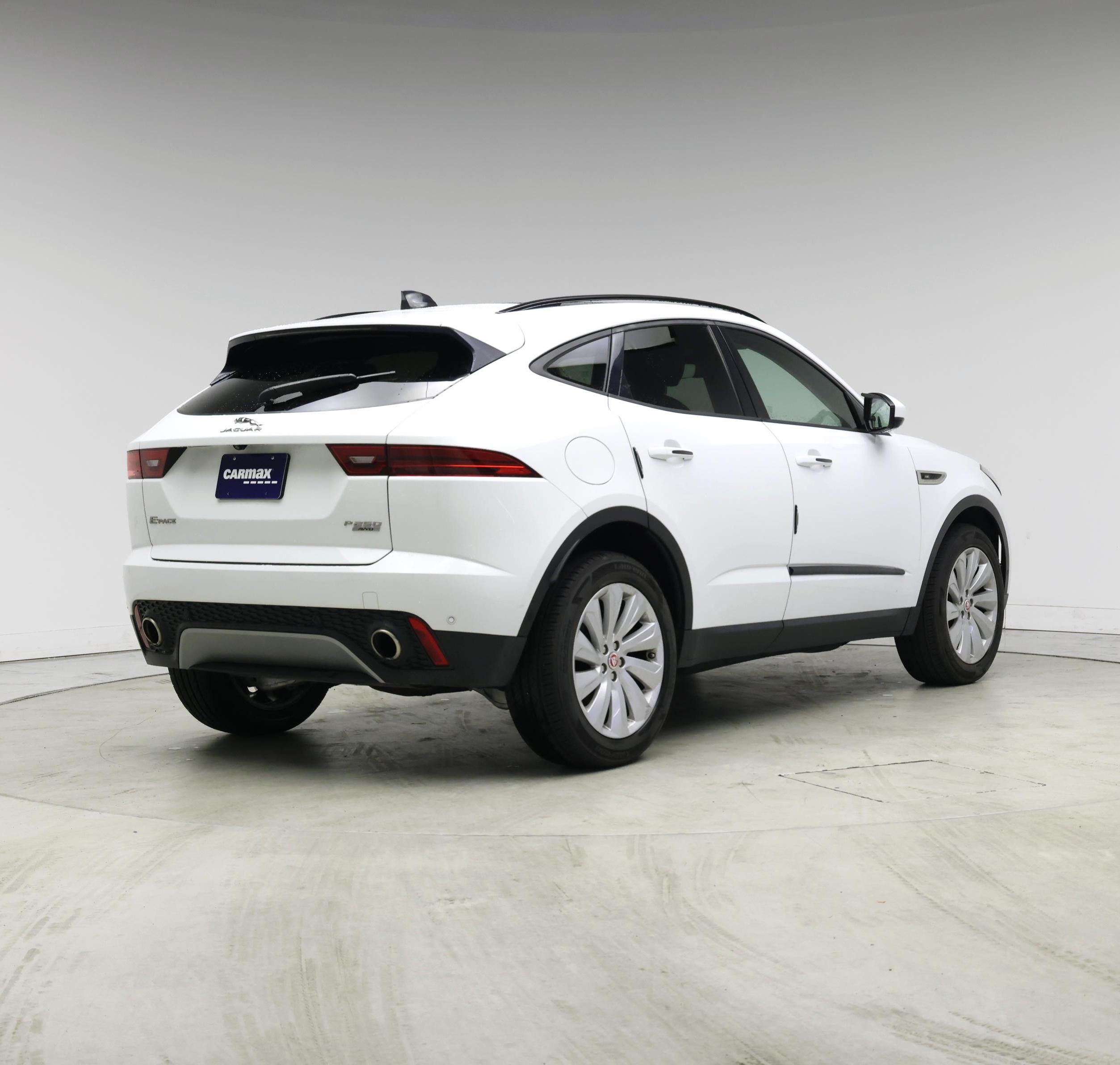 Thumbnail: 2020 Jaguar E-Pace - 8