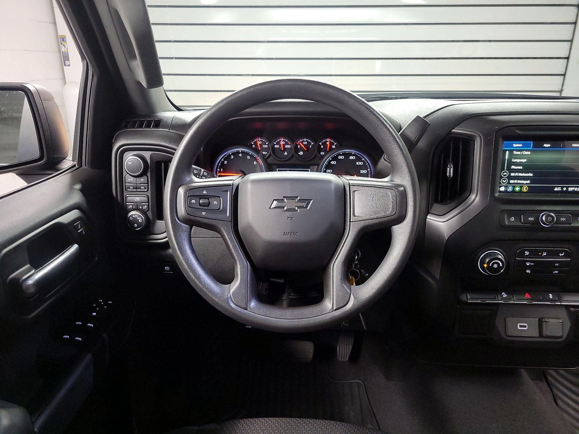 Thumbnail: 2019 Chevrolet Silverado 1500 - 10