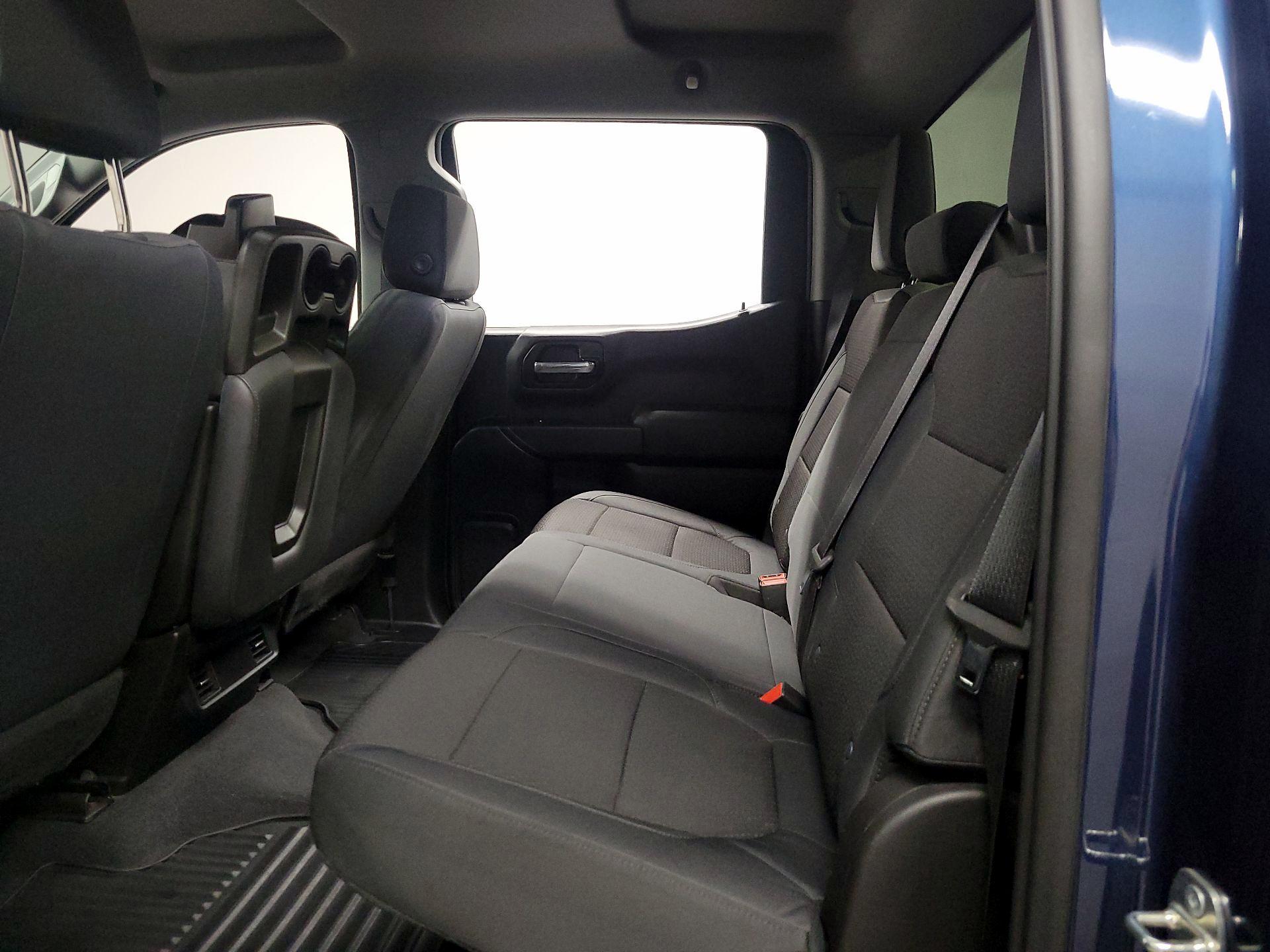 Thumbnail: 2019 Chevrolet Silverado 1500 - 17