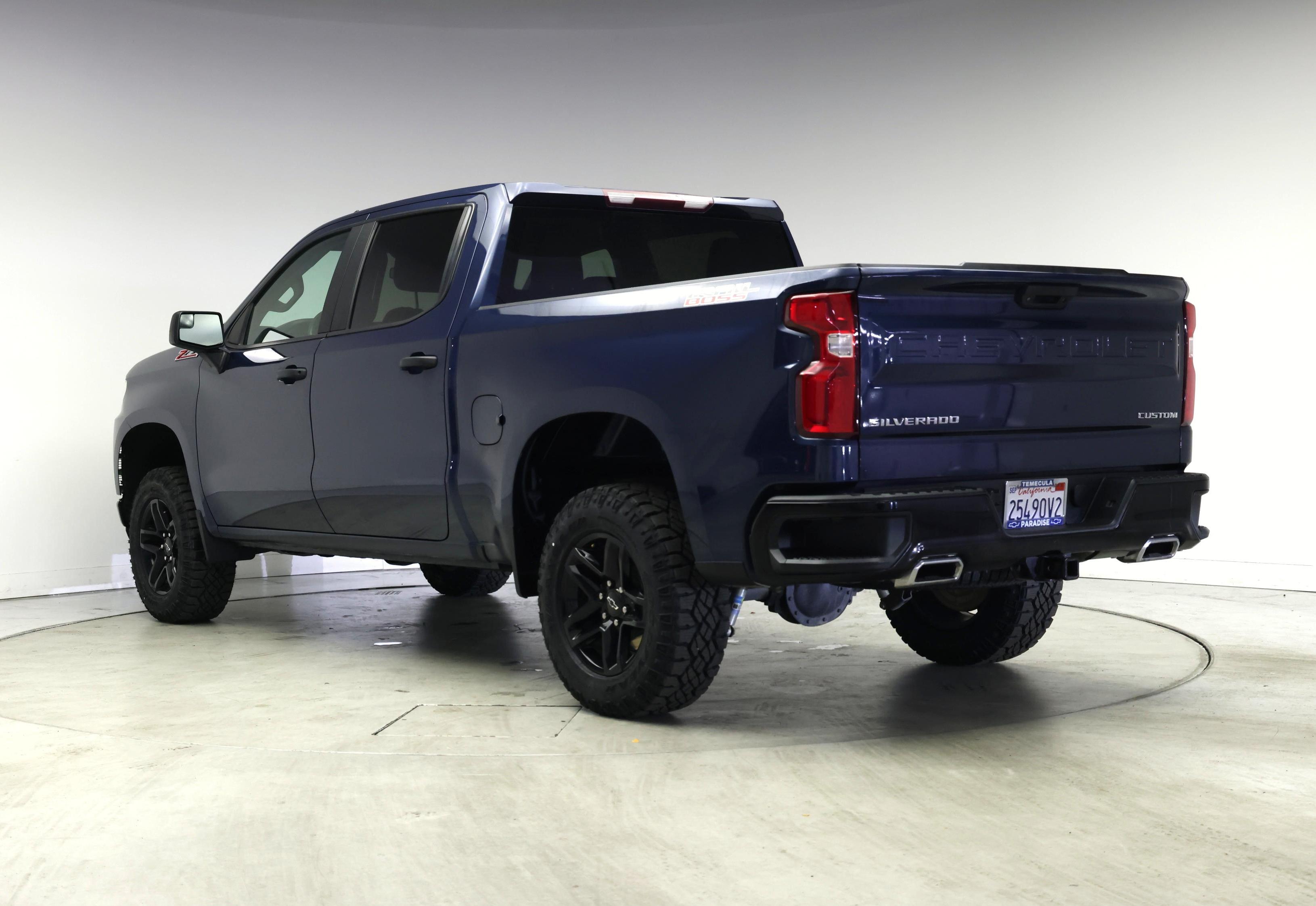 Thumbnail: 2019 Chevrolet Silverado 1500 - 2