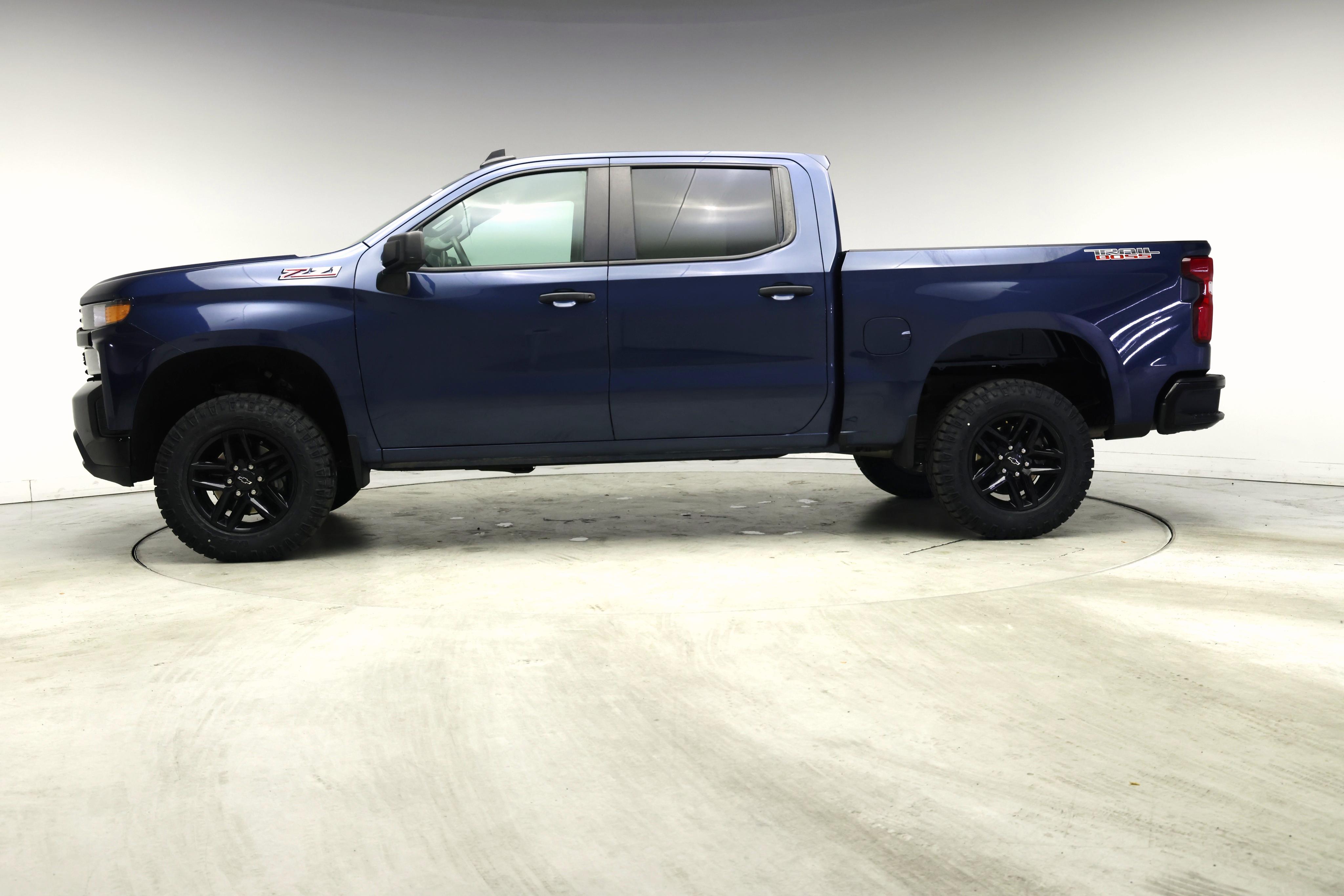 Thumbnail: 2019 Chevrolet Silverado 1500 - 3