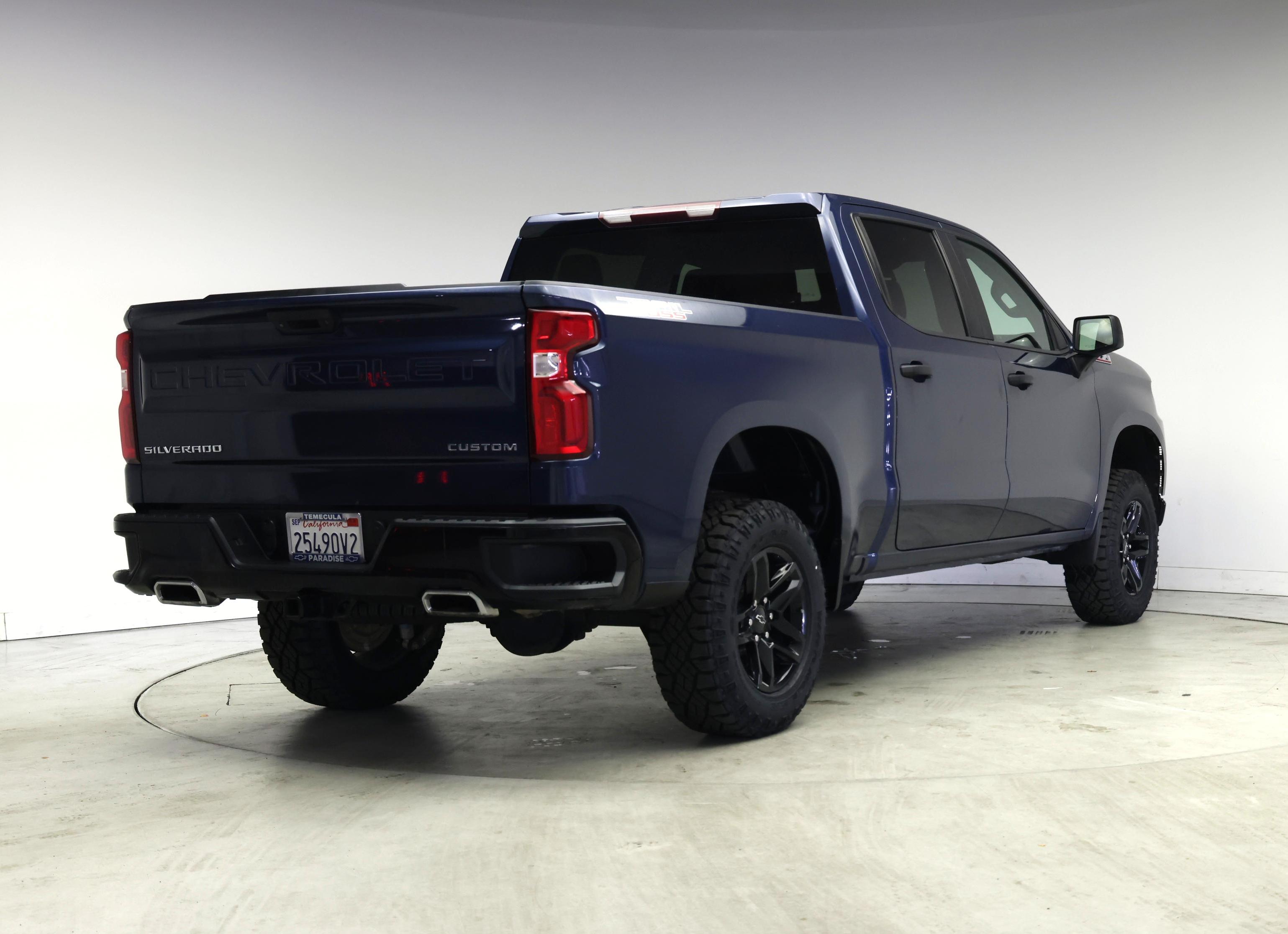 Thumbnail: 2019 Chevrolet Silverado 1500 - 8