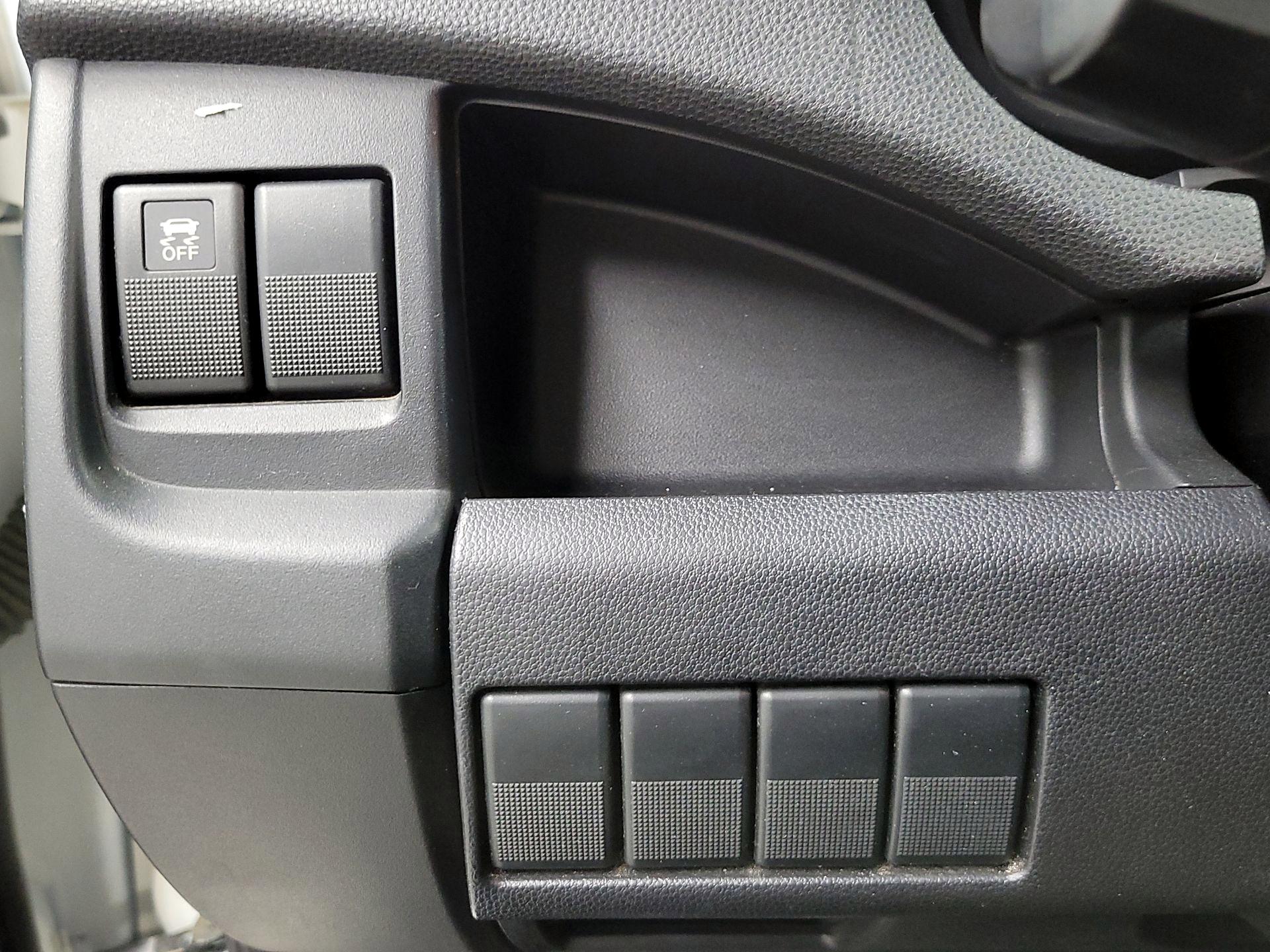 Thumbnail: 2014 Mazda Mazda5 - 13