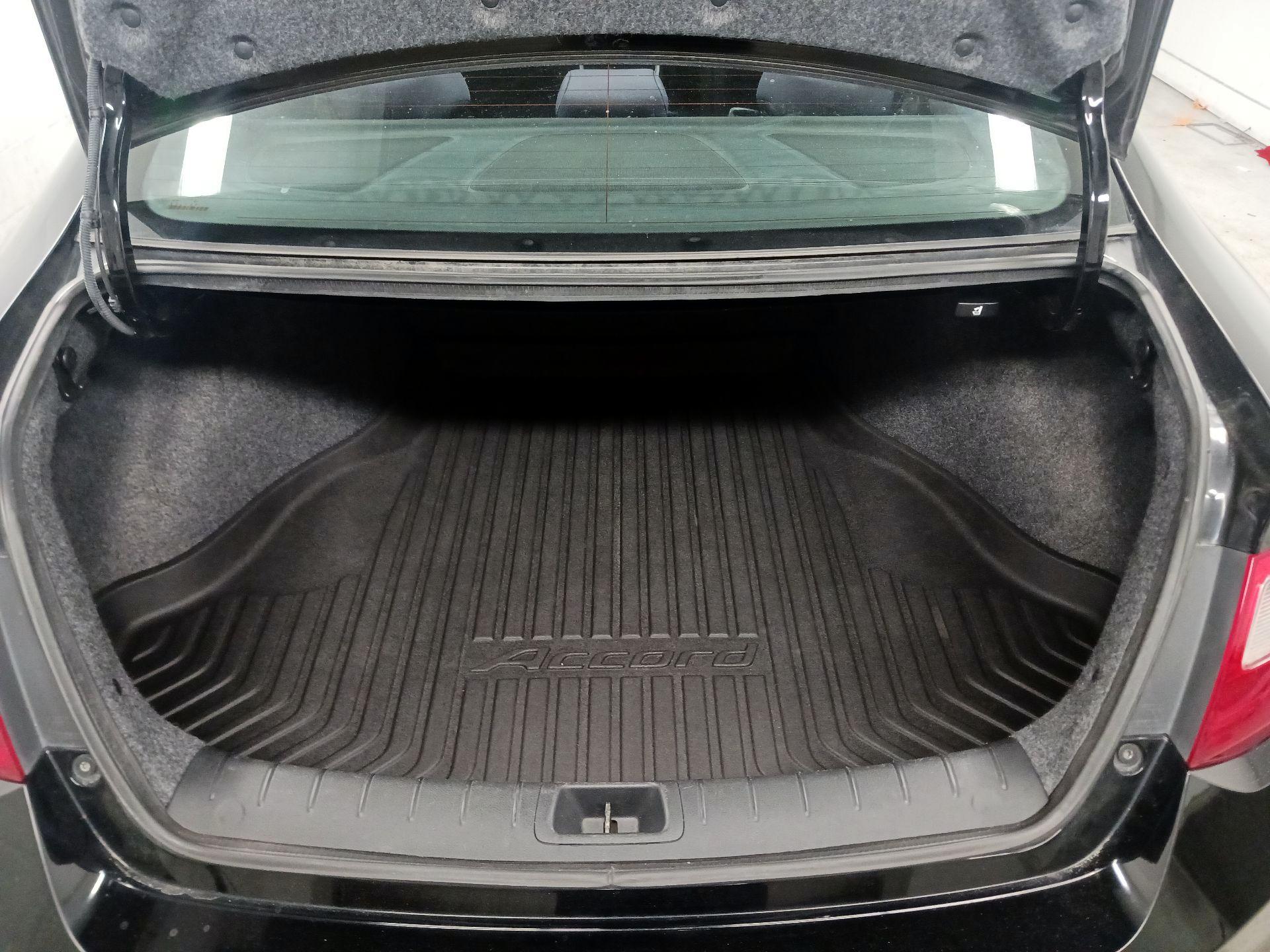 Thumbnail: 2014 Honda Accord - 19
