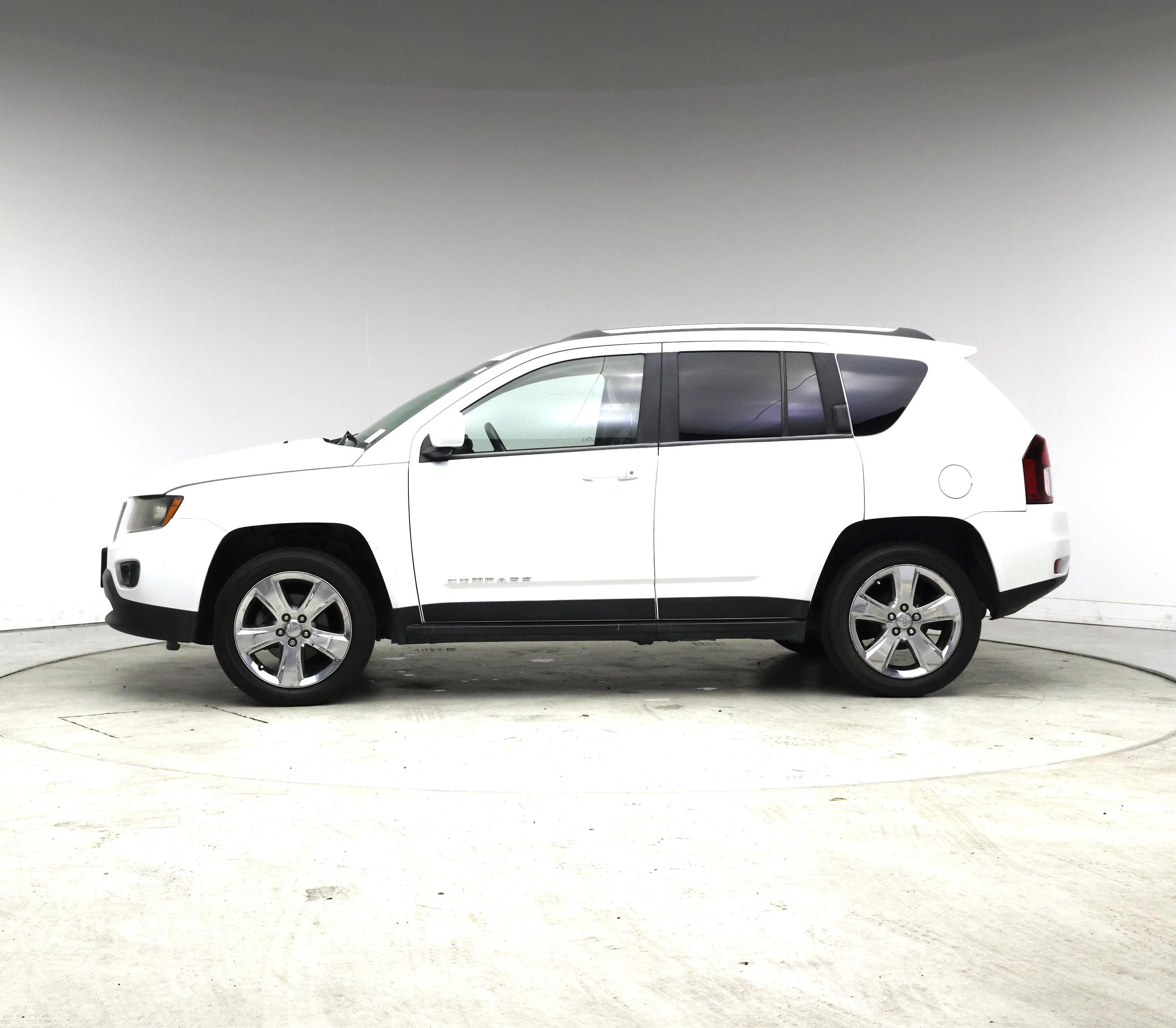 Thumbnail: 2015 Jeep Compass - 3