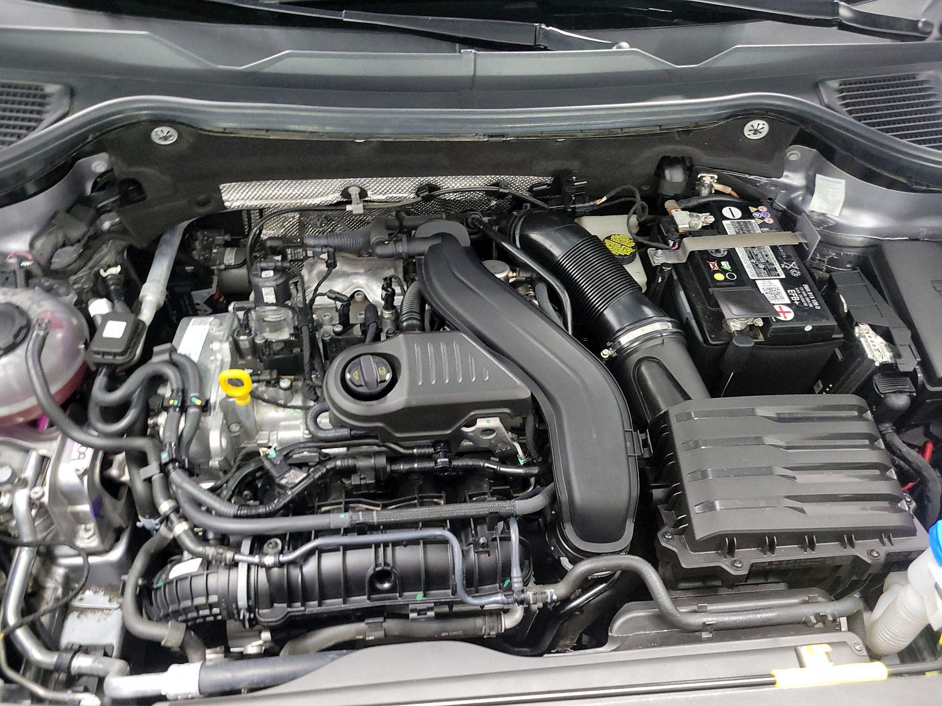 Thumbnail: 2023 Volkswagen Taos - 20