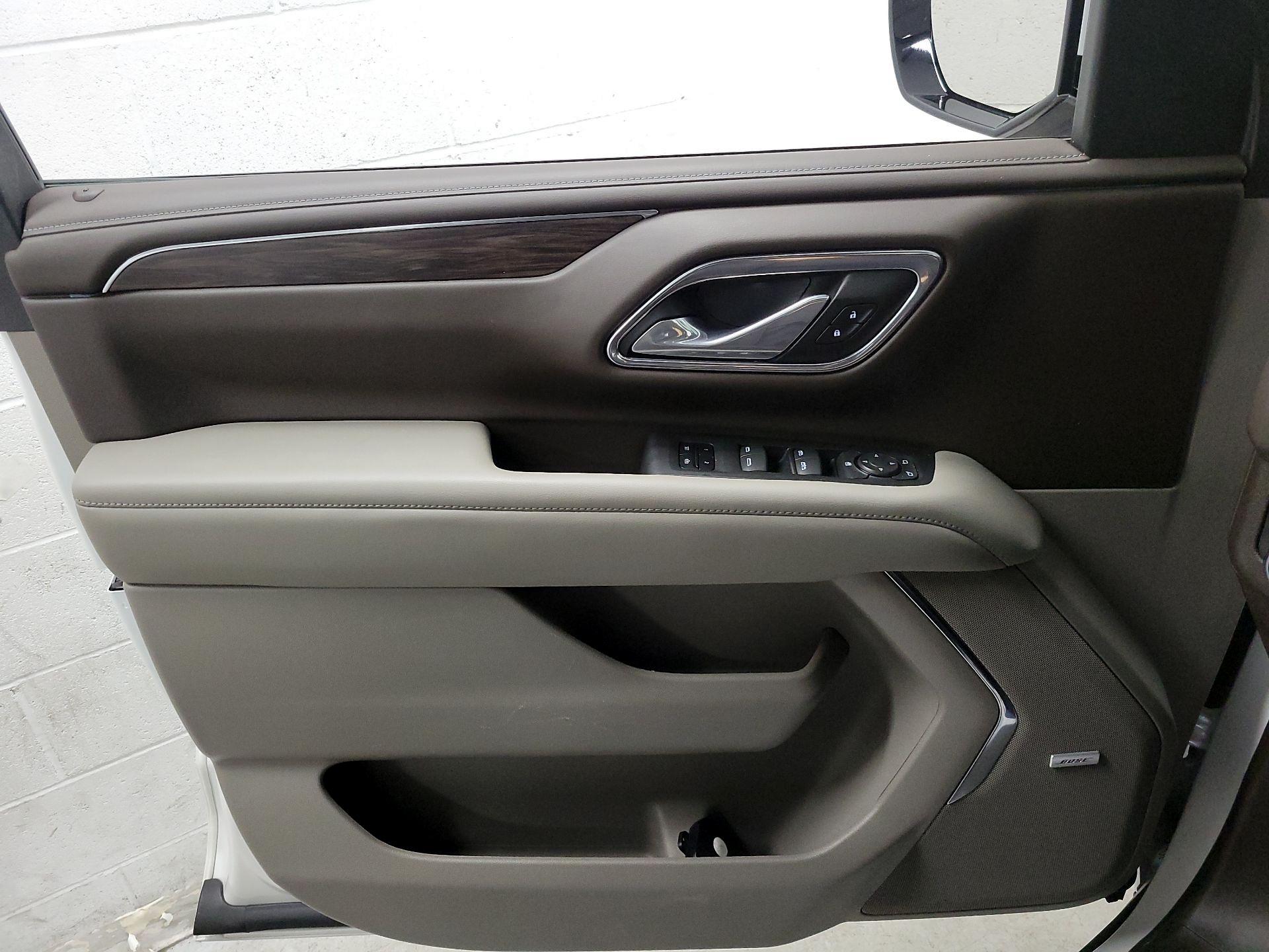 Thumbnail: 2023 Chevrolet Tahoe - 12